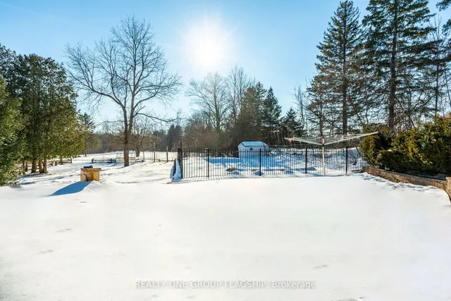 Additional property image - 1893 Centre Rd