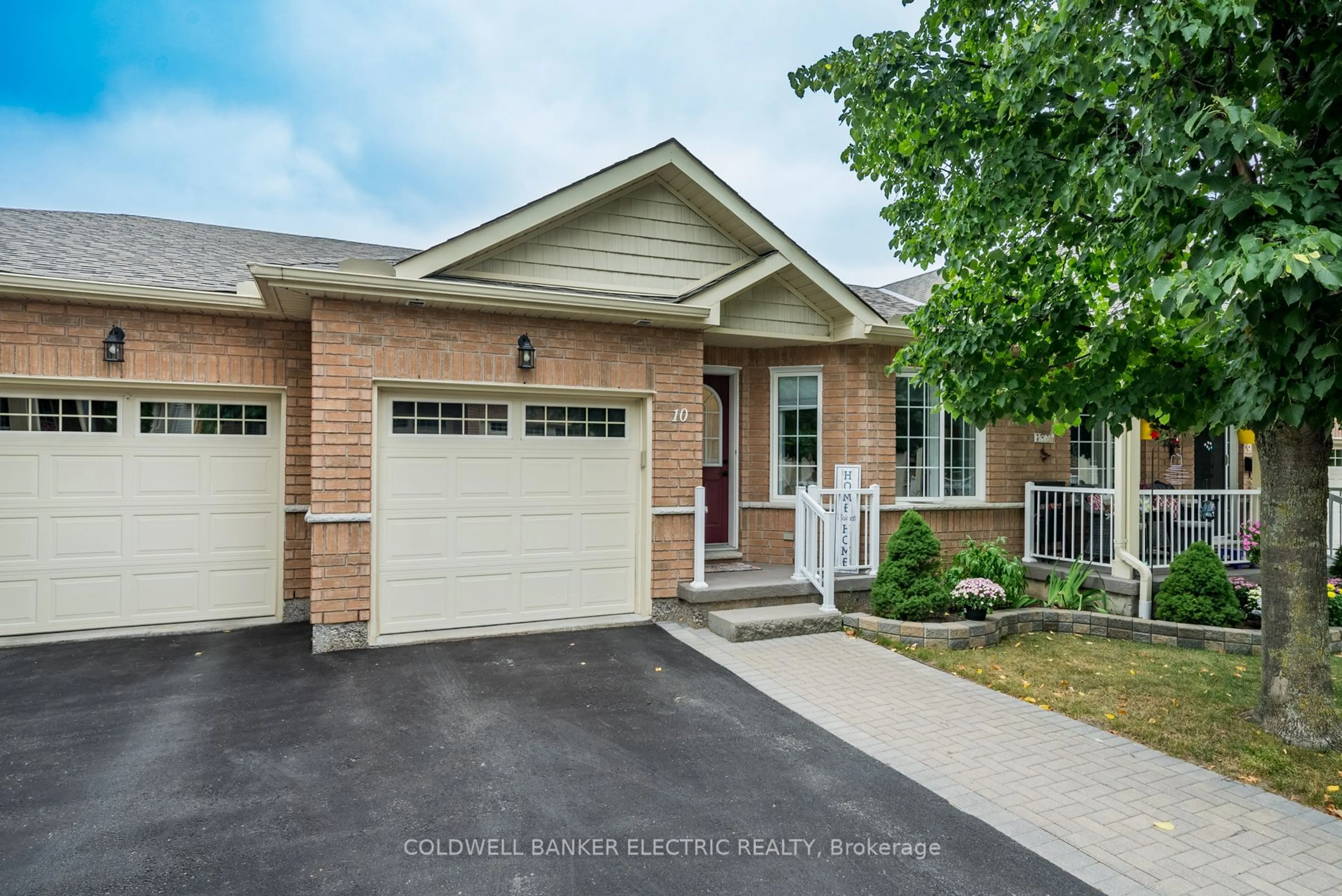 Home with brick exterior material, street for 861 Wentworth St #10, Peterborough West Ontario K9J 8R7