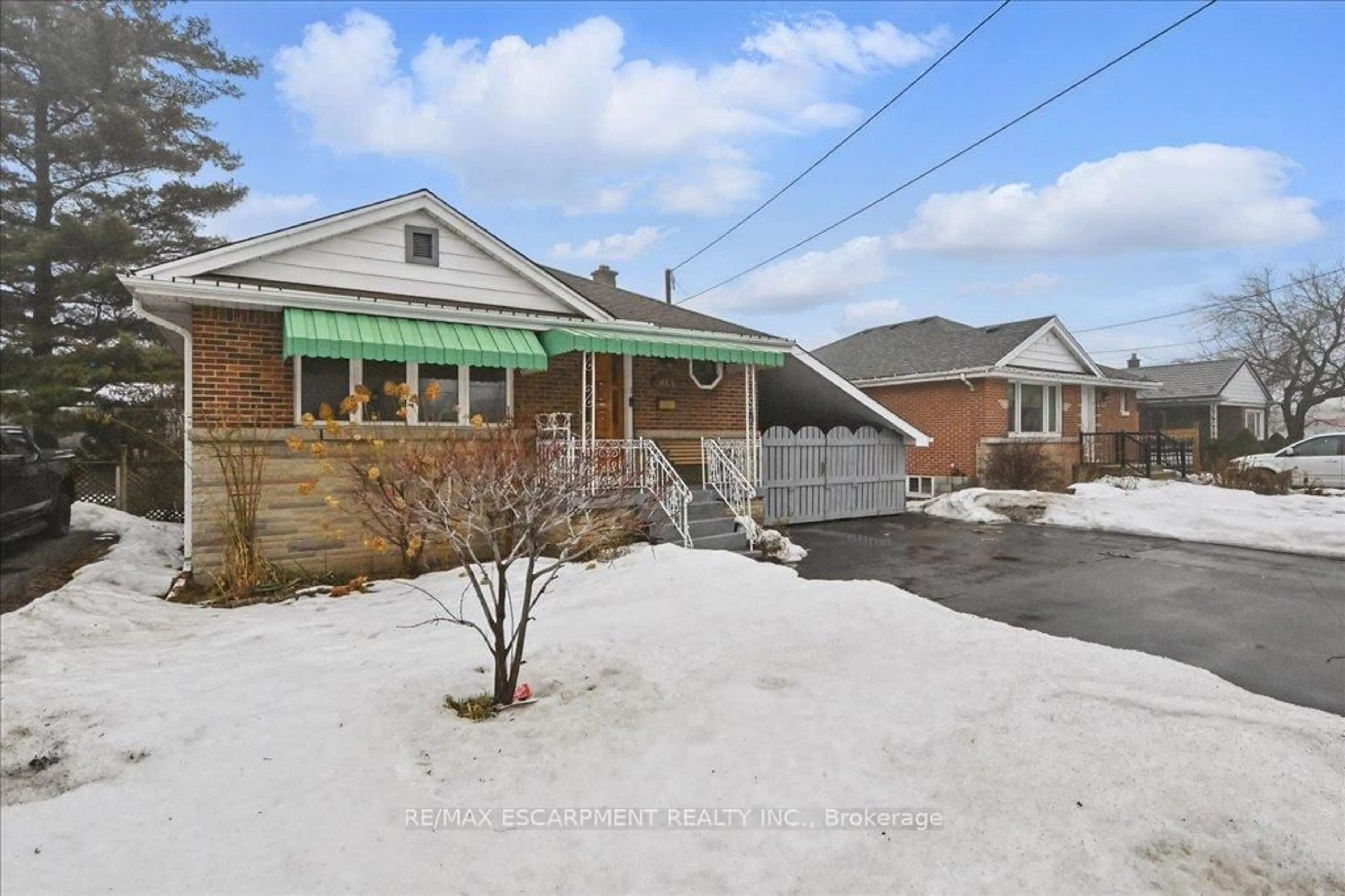 A pic from outside/outdoor area/front of a property/back of a property/a pic from drone, street for 503 Upper Gage Ave, Hamilton Ontario L8V 4J4