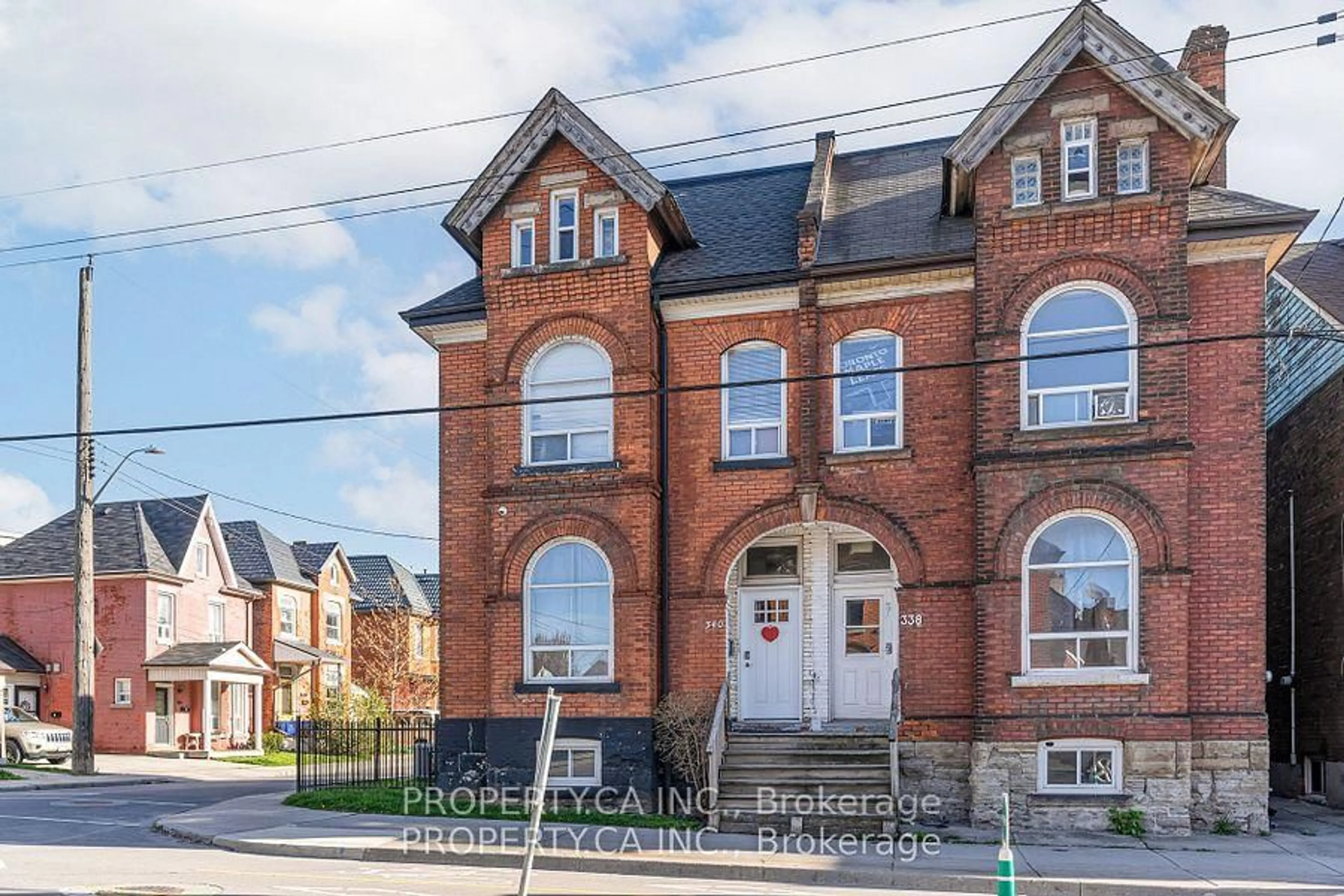 Home with brick exterior material, building for 340 Cannon St, Hamilton Ontario L8L 2B9