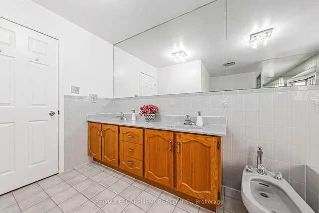 Additional property image - 28 Sunflower Cres