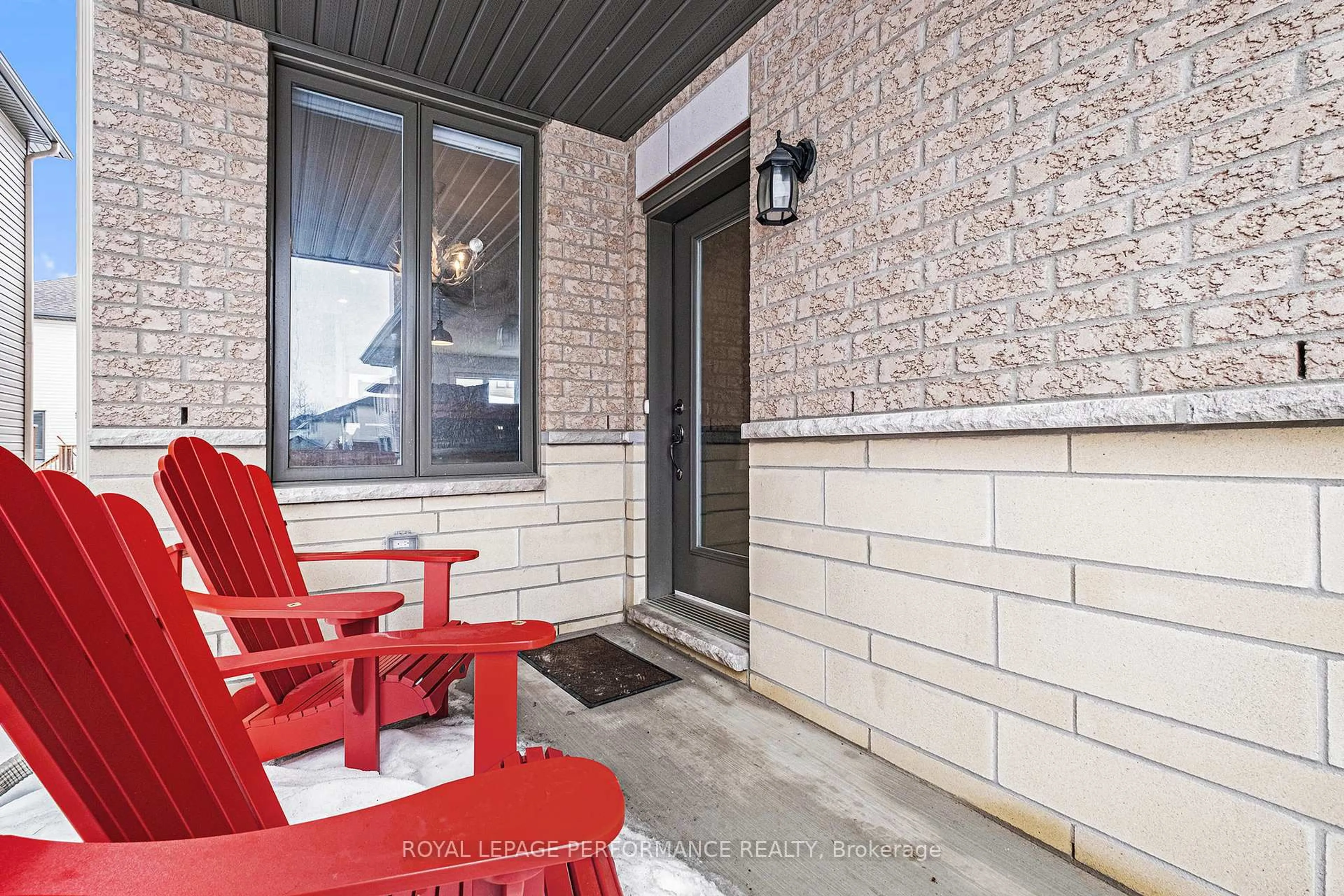 Patio, street for 327 Proud Walk St, Stittsville - Munster - Richmond Ontario K2S 2L8