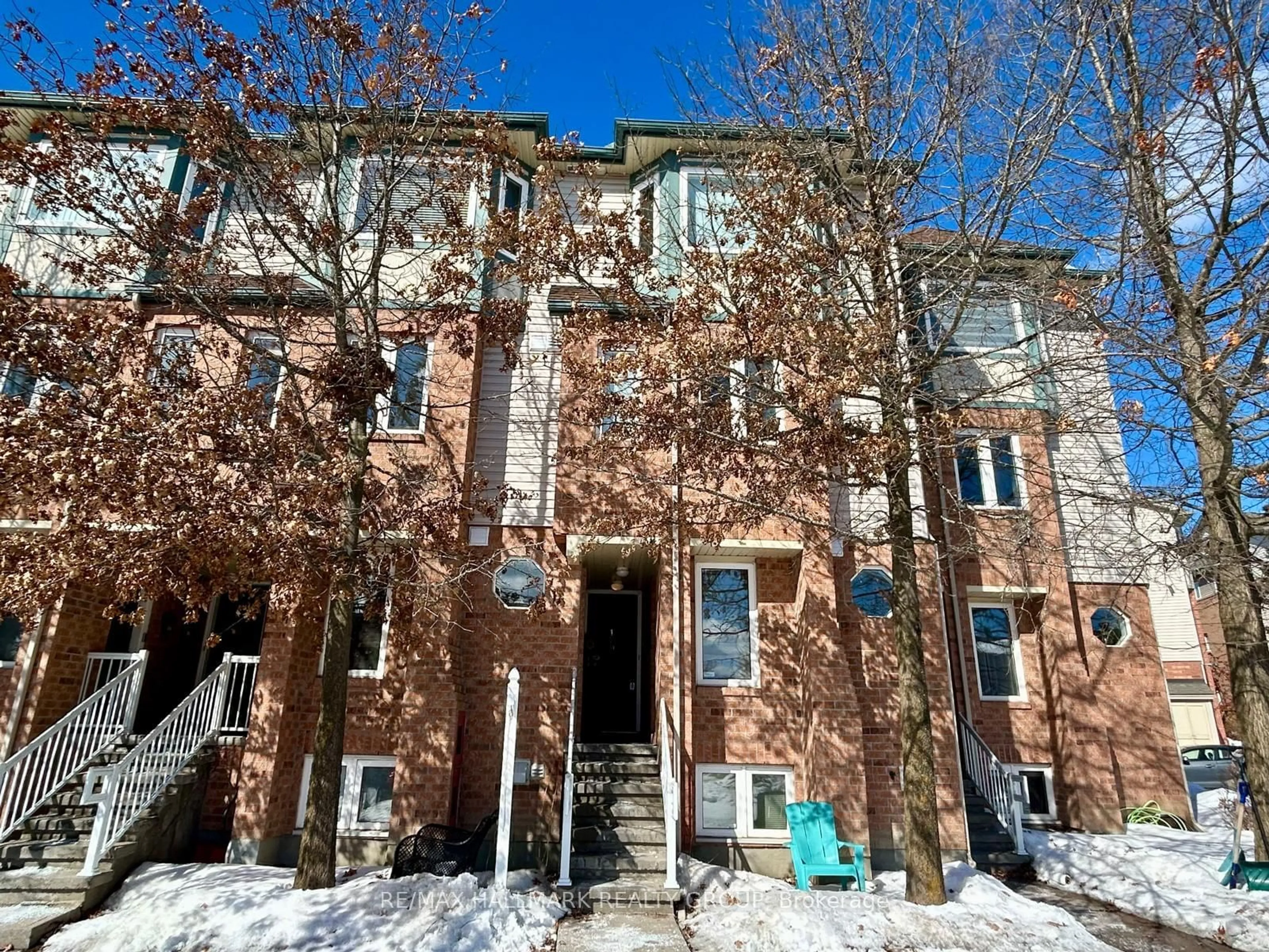 Unknown for 129 Tall Pines Private N/A, Ottawa Ontario K2H 1H1