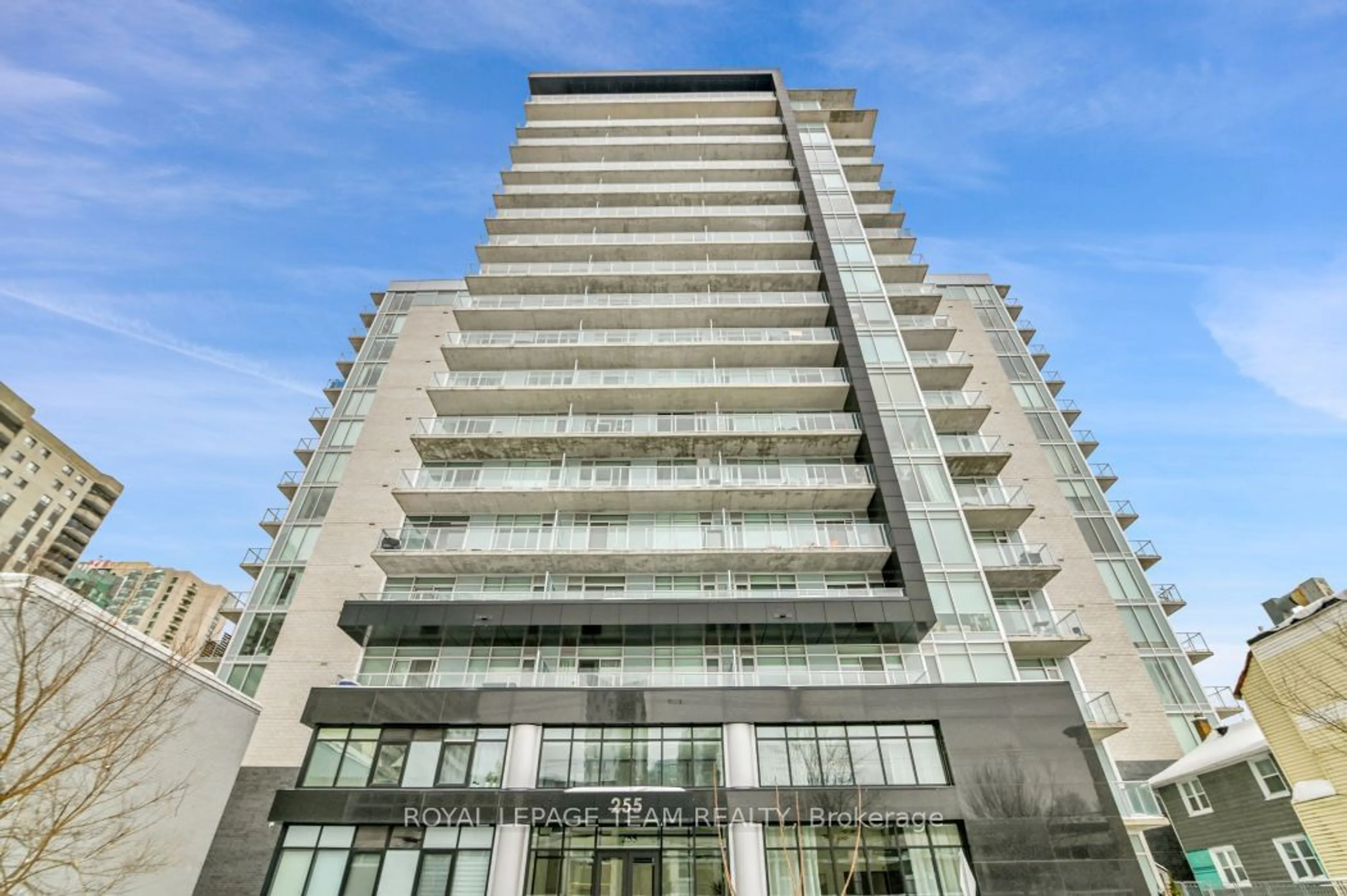 Unknown for 255 Bay St #407, Ottawa Centre Ontario K1R 0C5