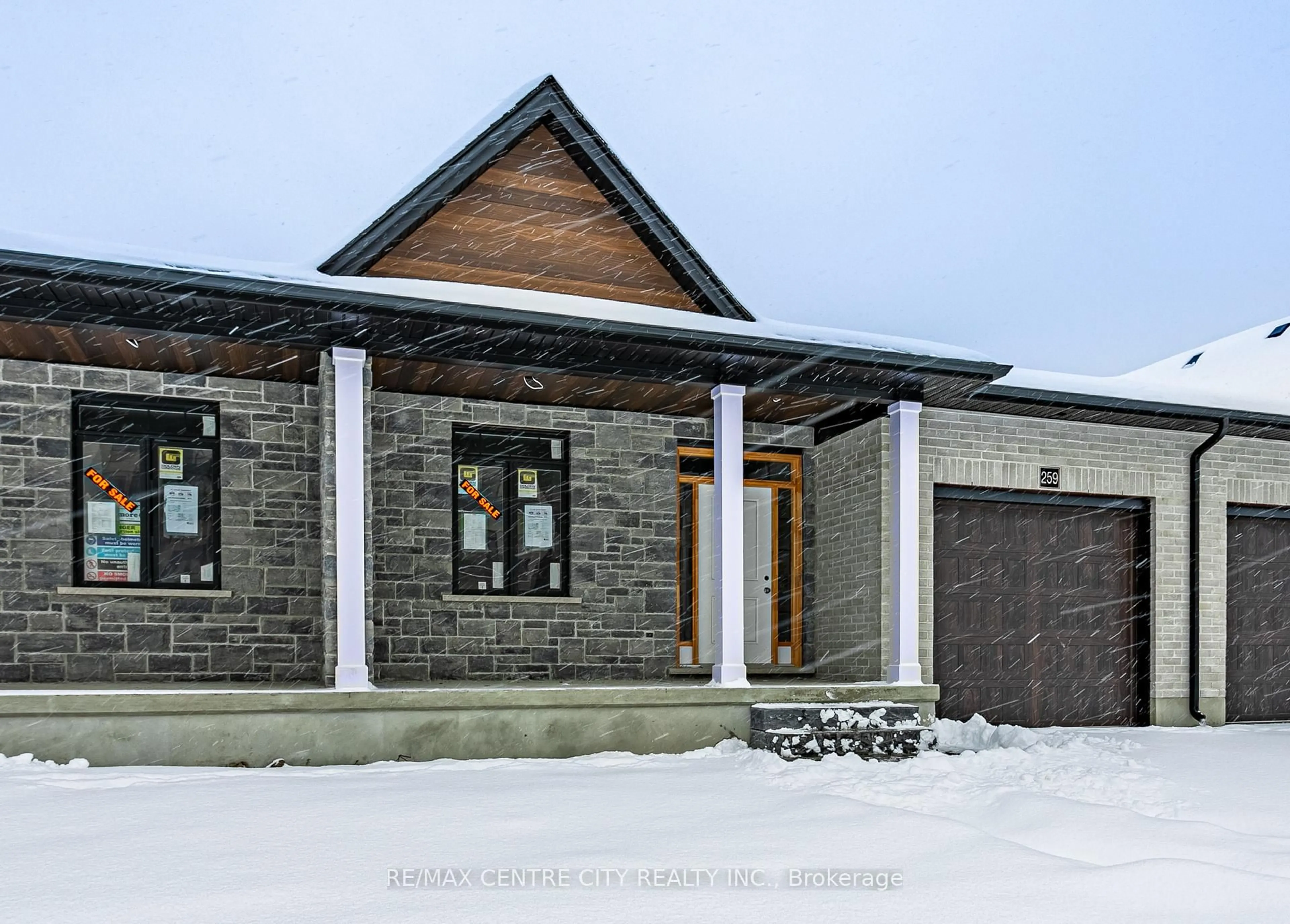 Home with brick exterior material, mountain view for 259 South Carriage Rd, London North Ontario N6H 0B5