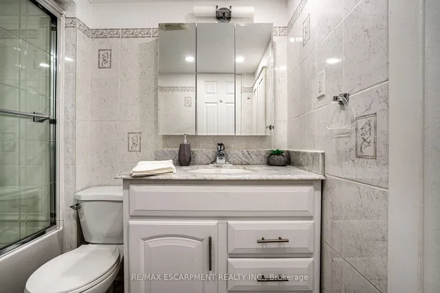 Additional property image - 21 Chatham St