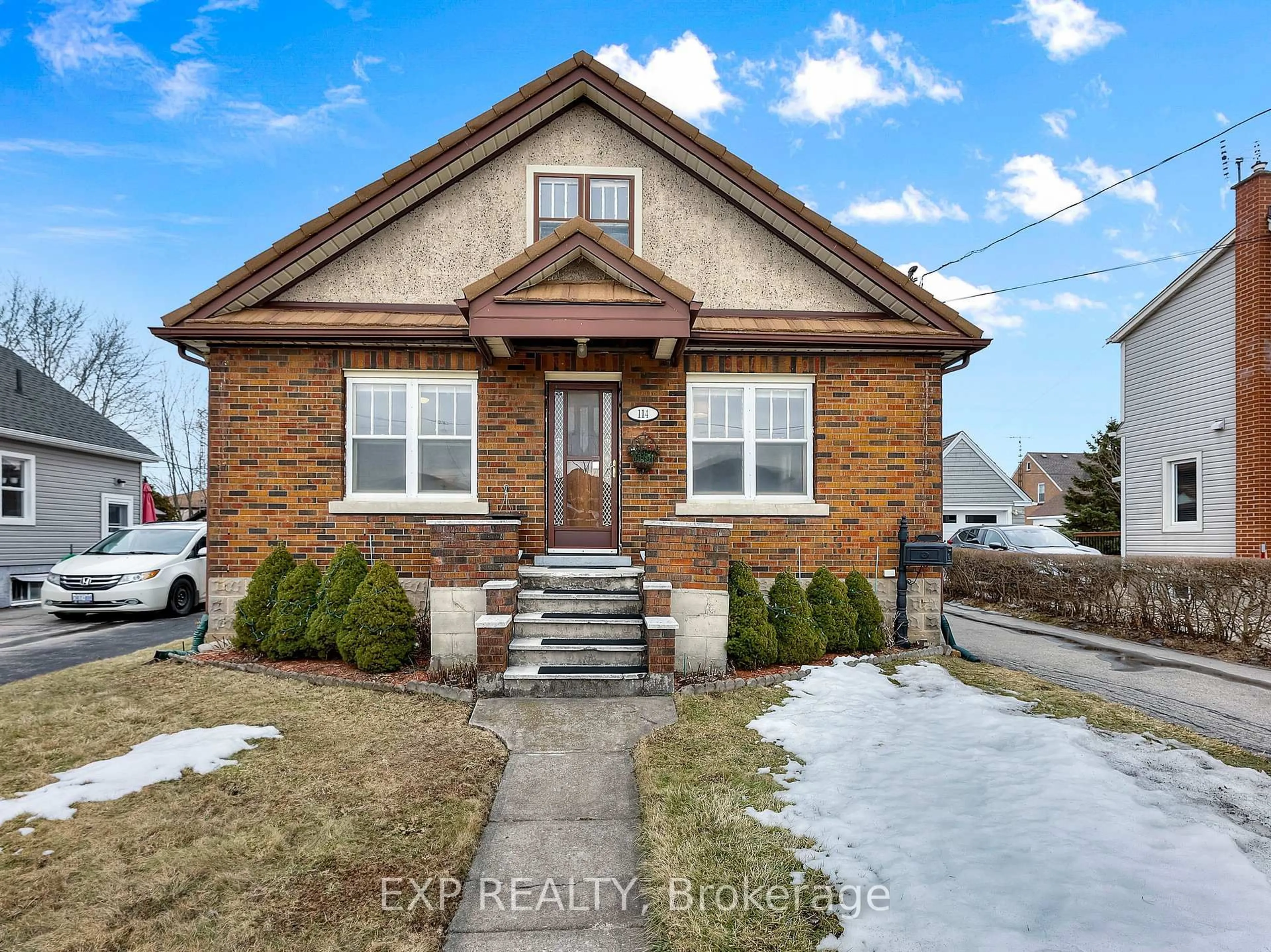 Home with brick exterior material, street for 114 Scholfield Ave, Welland Ontario L3B 1N5