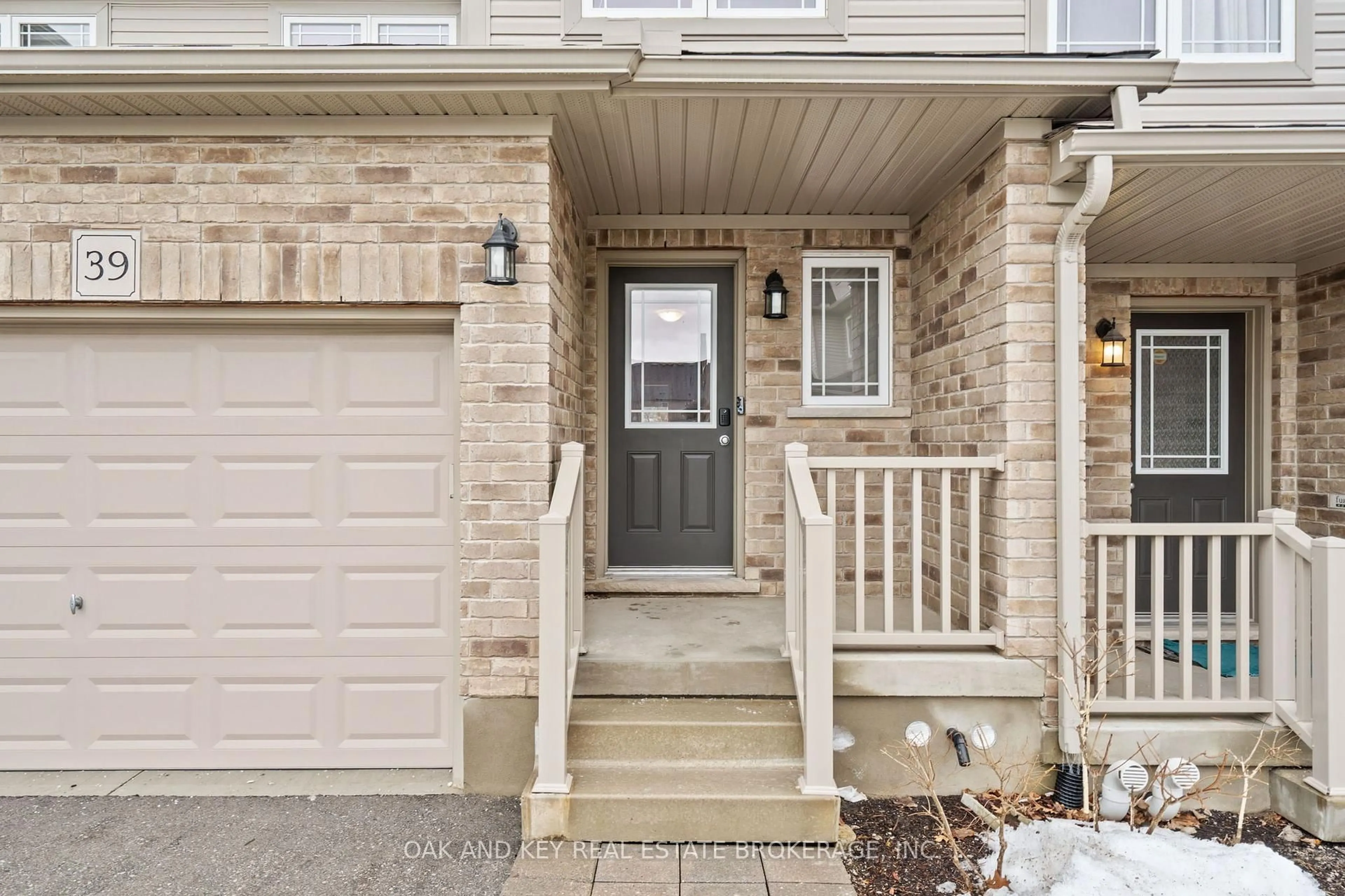 Indoor entryway for 1220 Riverbend Rd #39, London Ontario N6K 0G5