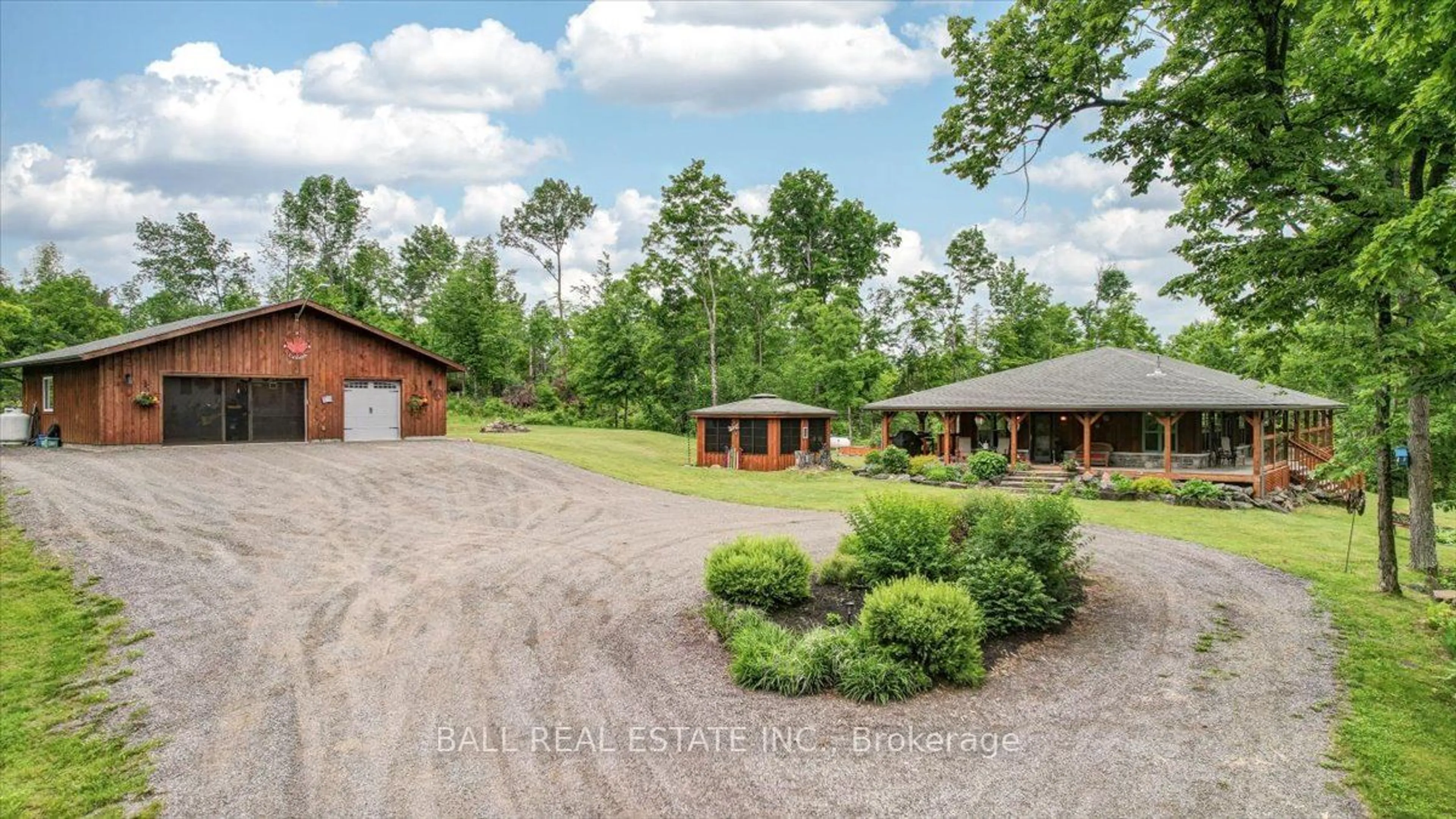 A pic from outside/outdoor area/front of a property/back of a property/a pic from drone, unknown for 944 Steenburg Lake Rd, Limerick Ontario K0L 1W0