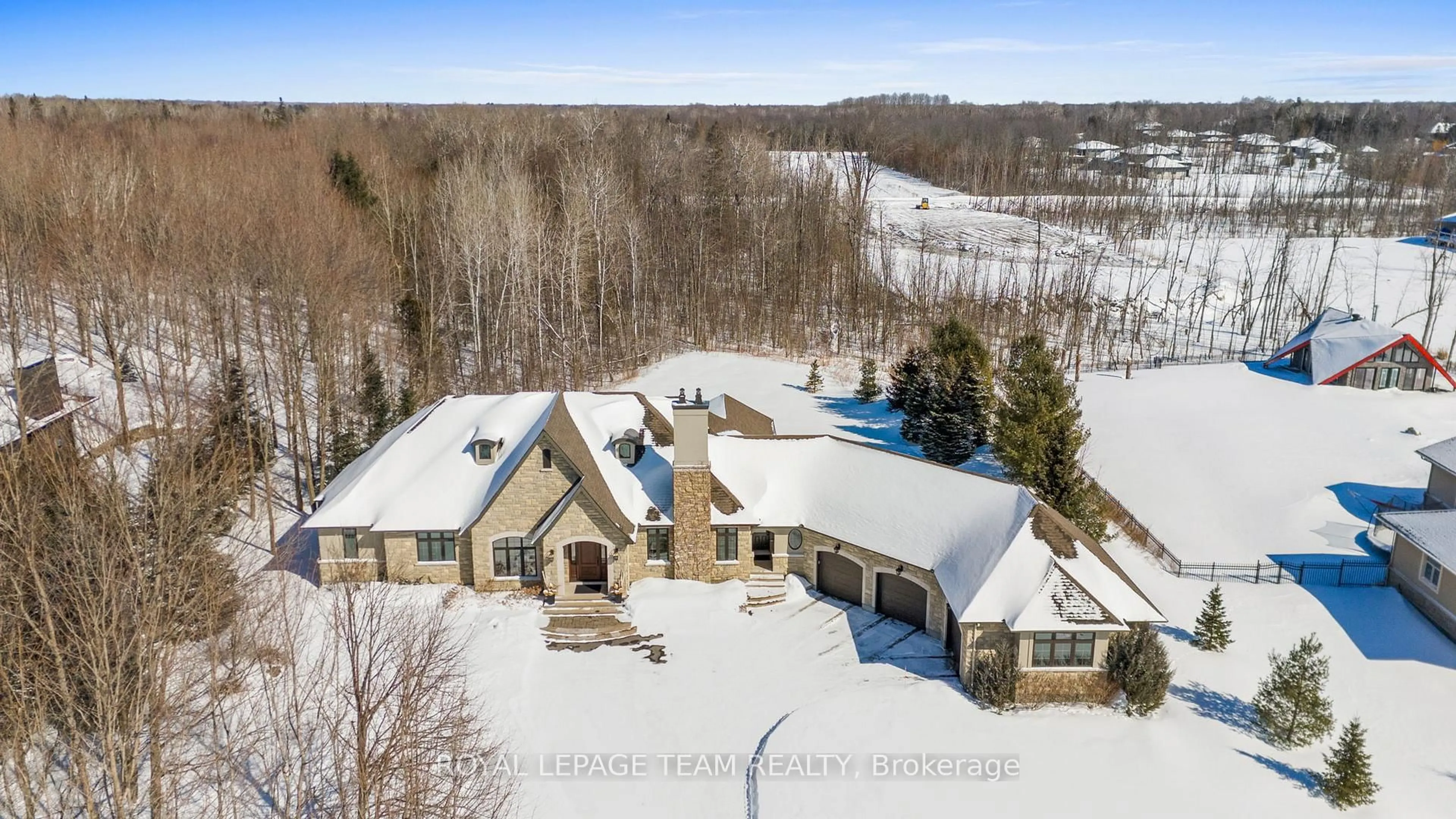 A pic from outside/outdoor area/front of a property/back of a property/a pic from drone, unknown for 1140 Meadowshire Way, Manotick - Kars - Rideau Twp and Area Ontario K4M 0A4