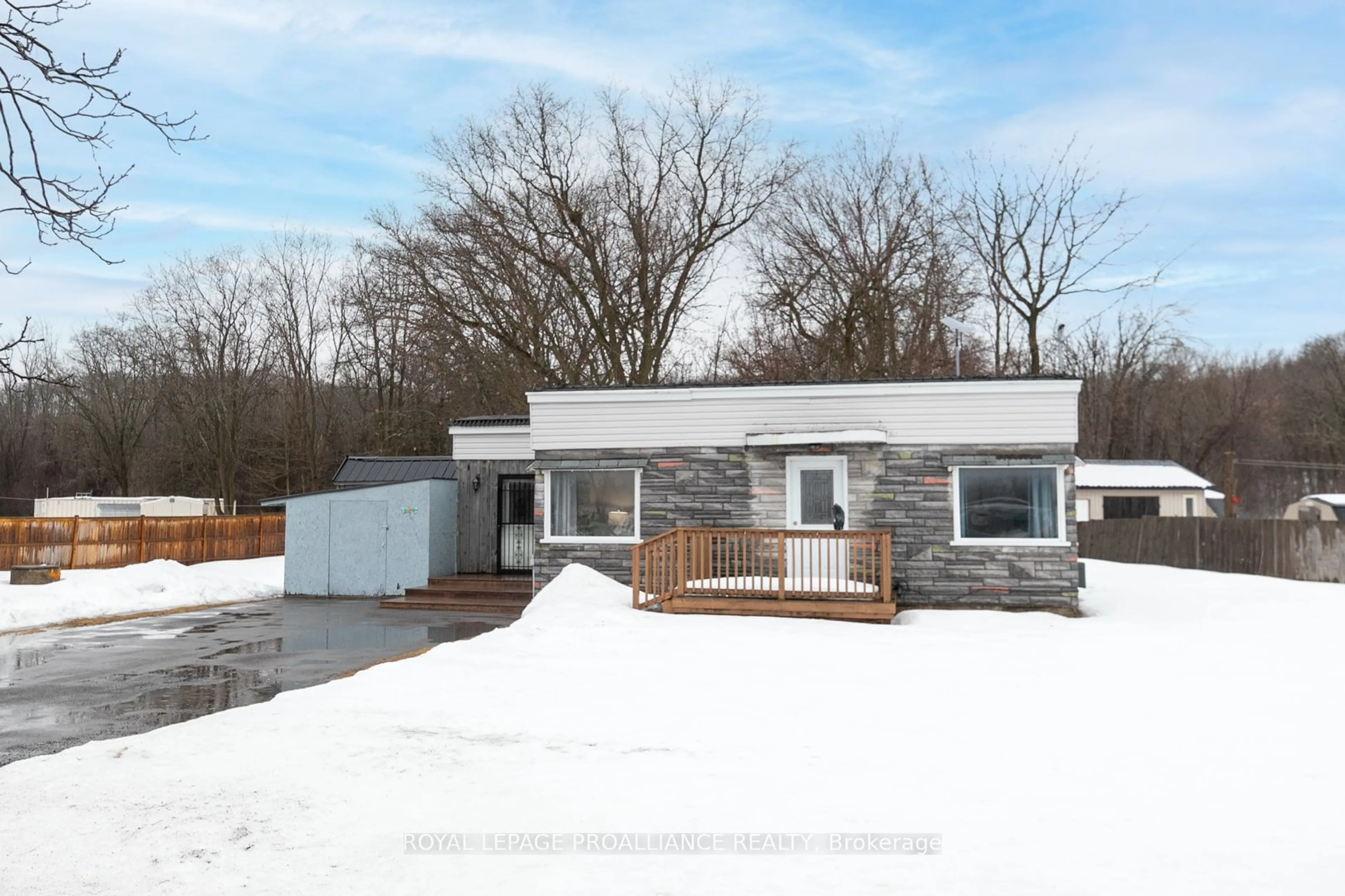 Unknown for 526 Trenton Frankford Rd, Quinte West Ontario K8V 5P6