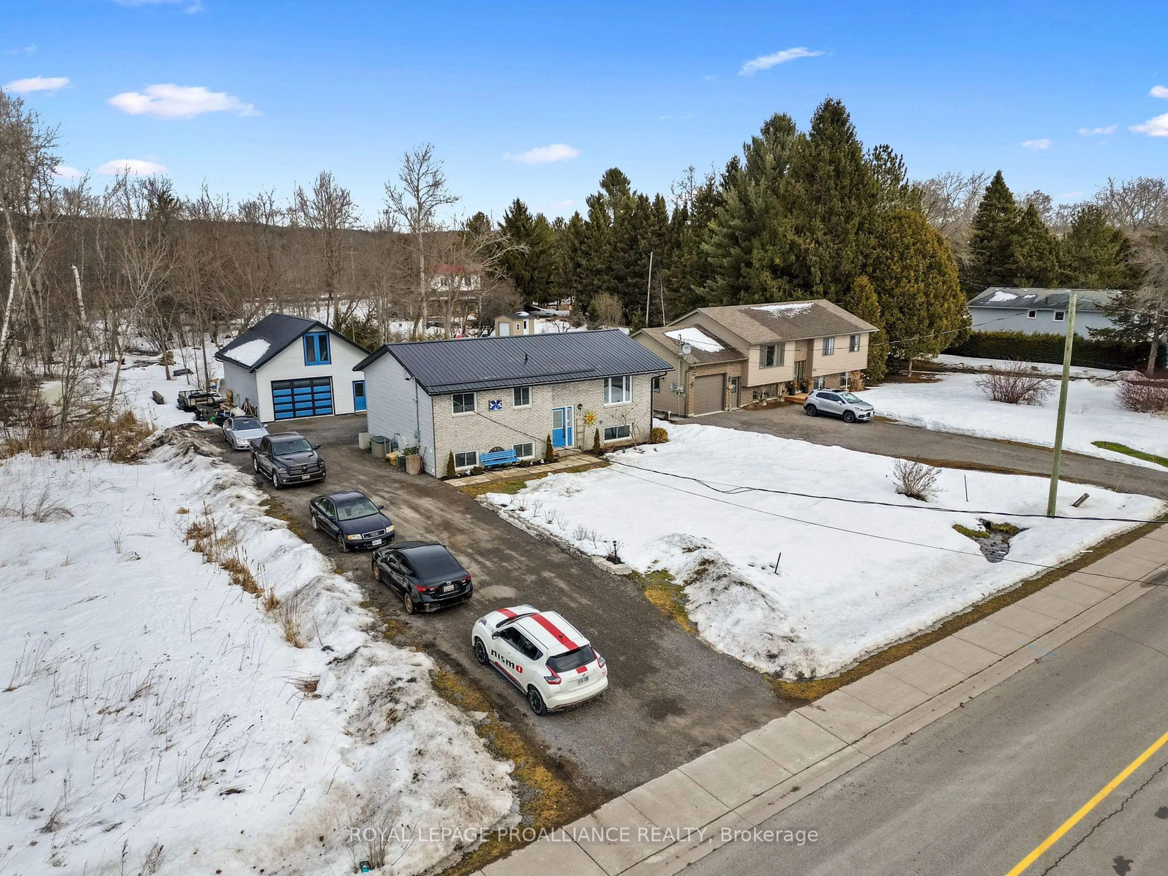 A pic from outside/outdoor area/front of a property/back of a property/a pic from drone, unknown for 22 Butler St, Brighton Ontario K0K 1H0