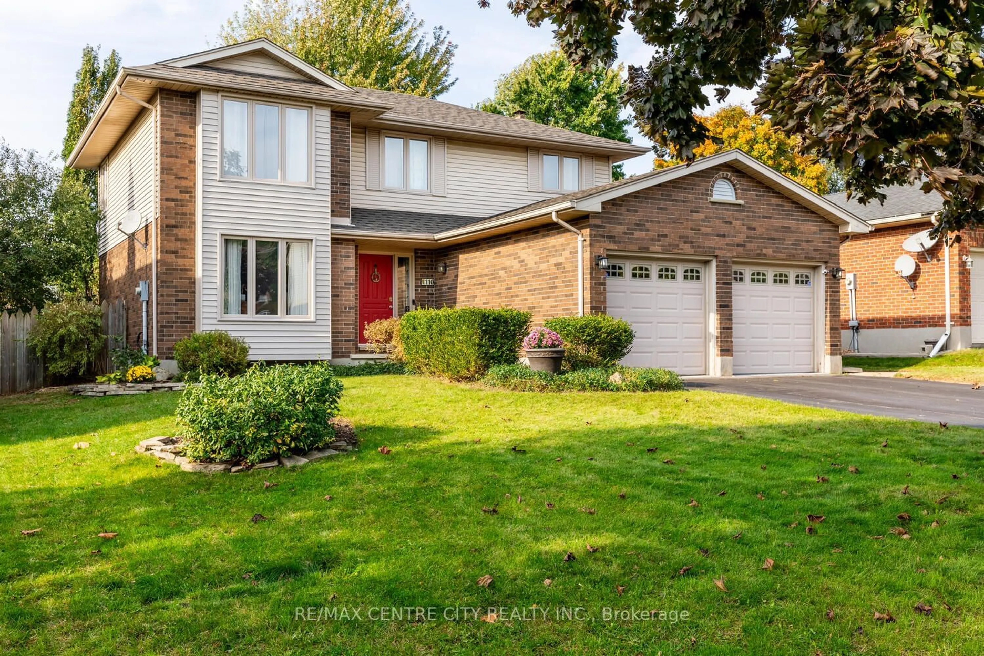 Home with brick exterior material, street for 110 October Cres, London Ontario N6K 4E1