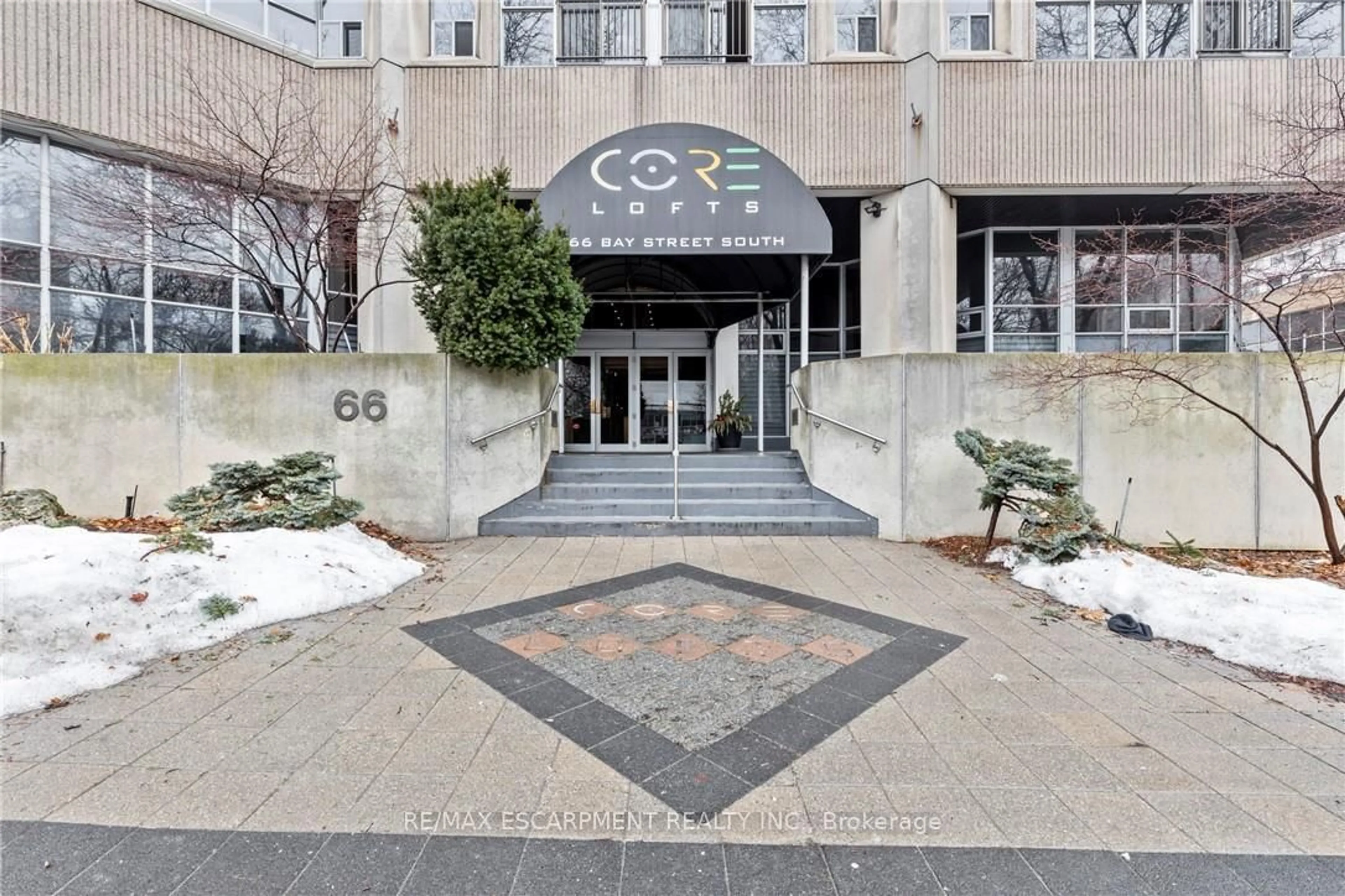 Lobby for 66 Bay St #105, Hamilton Ontario L8P 4Z6