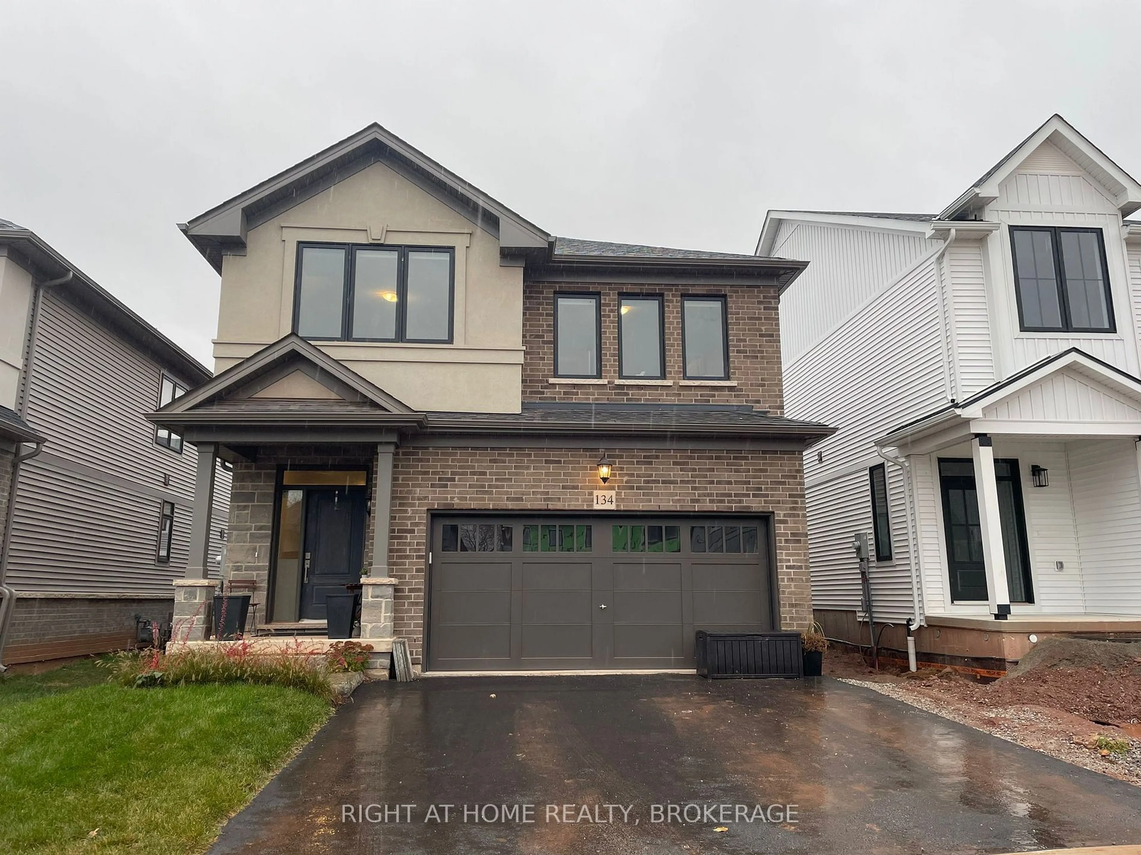 Home with brick exterior material, street for 134 Terrace Dr, Lincoln Ontario L3M 1R2