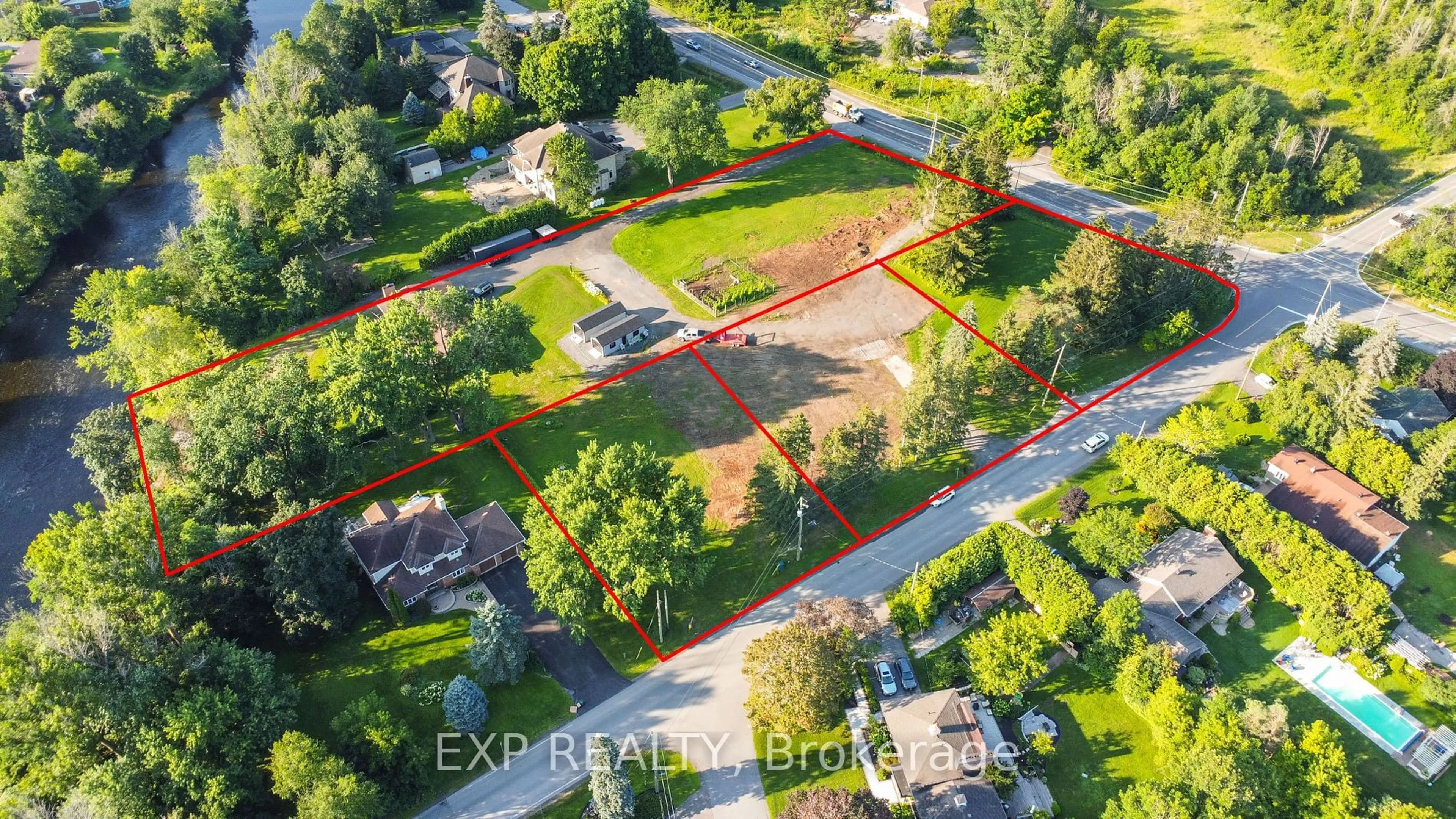 A pic from outside/outdoor area/front of a property/back of a property/a pic from drone, street for 4003 Rideau Valley Dr, Manotick - Kars - Rideau Twp and Area Ontario K4M 0T8