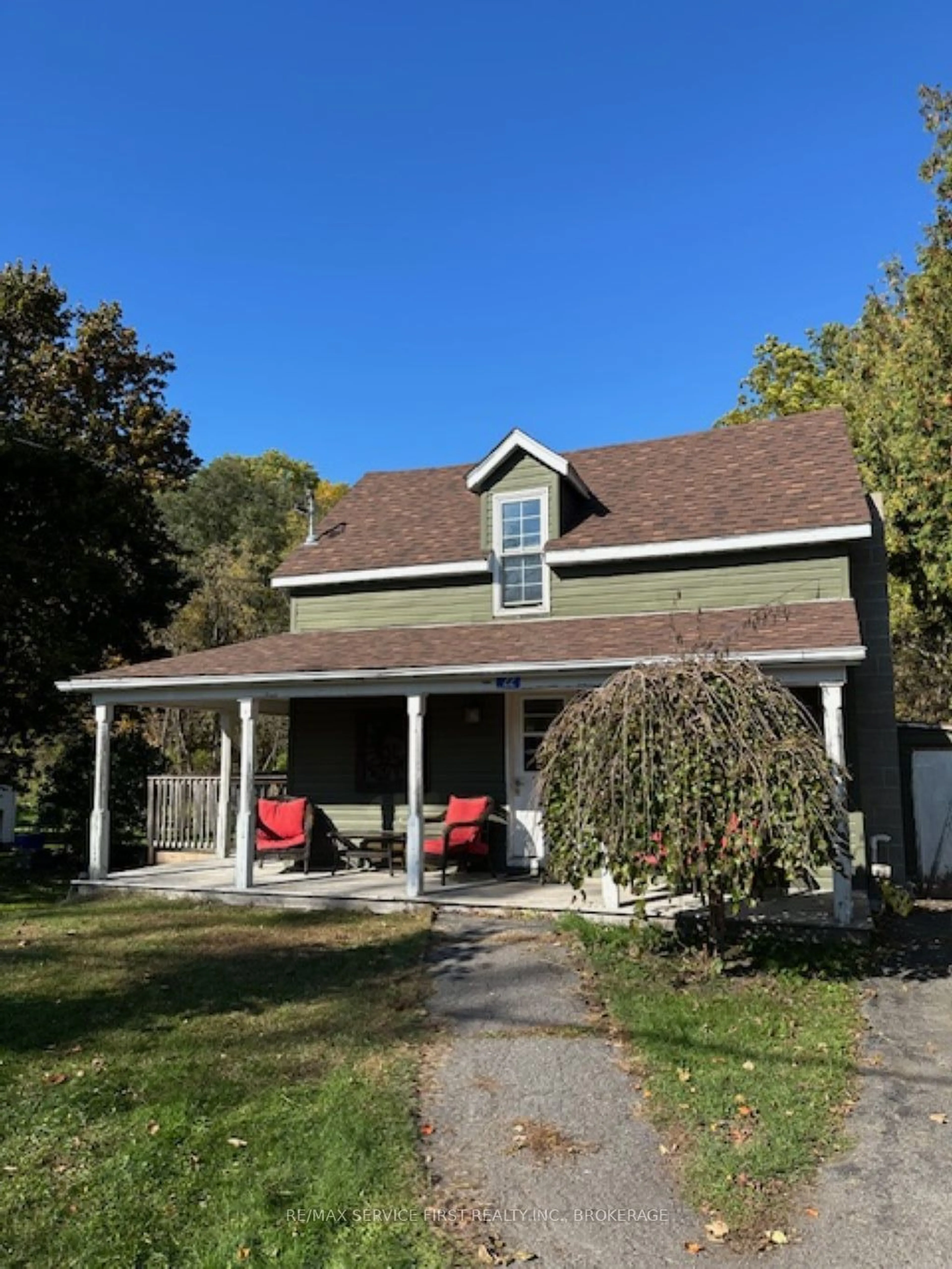 A pic from outside/outdoor area/front of a property/back of a property/a pic from drone, street for 22 KING ST E, Lansdowne Village Ontario K0E 1L0