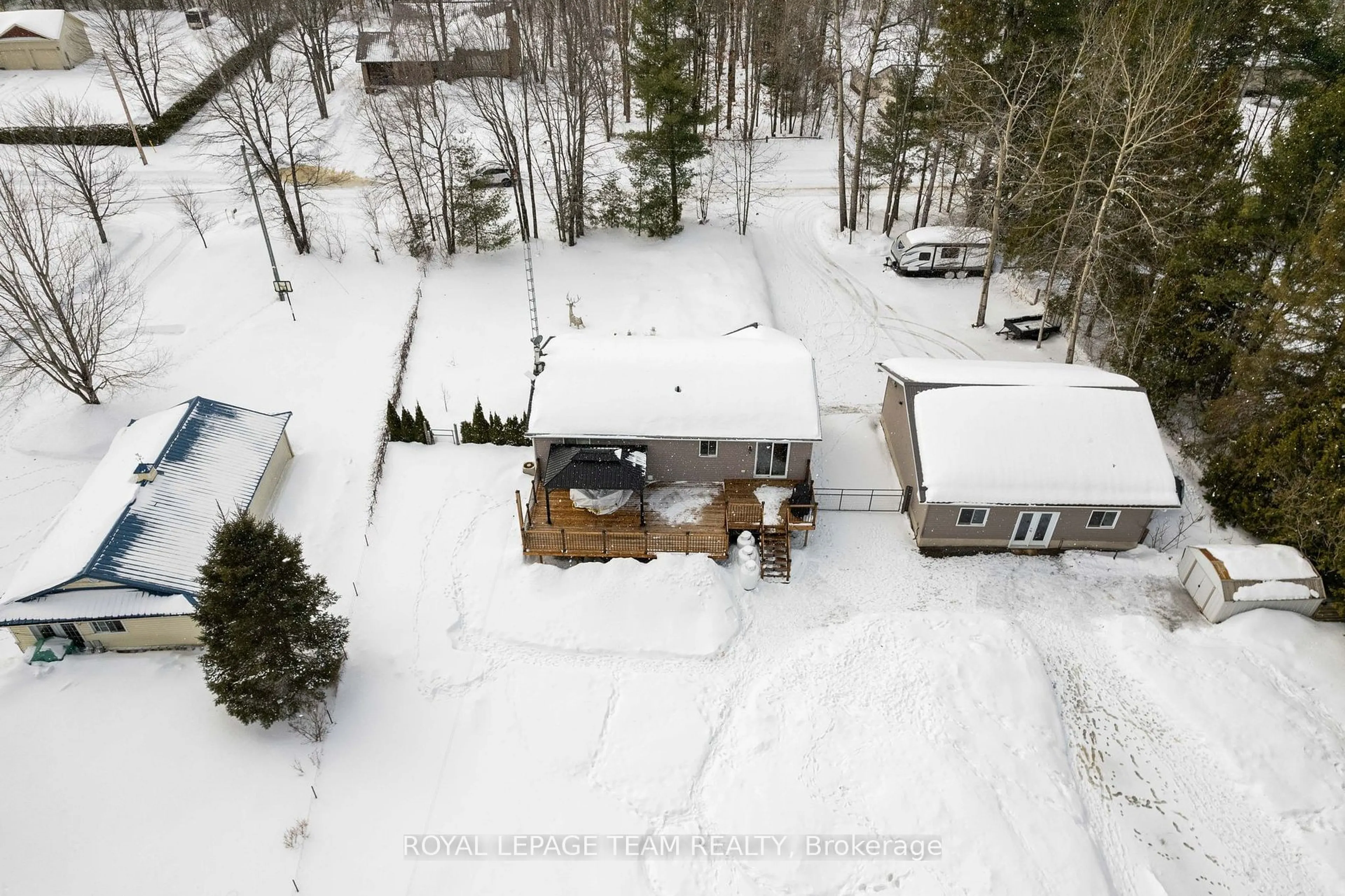 A pic from outside/outdoor area/front of a property/back of a property/a pic from drone, unknown for 2304 Eady Rd, Horton Ontario K7V 3Z8