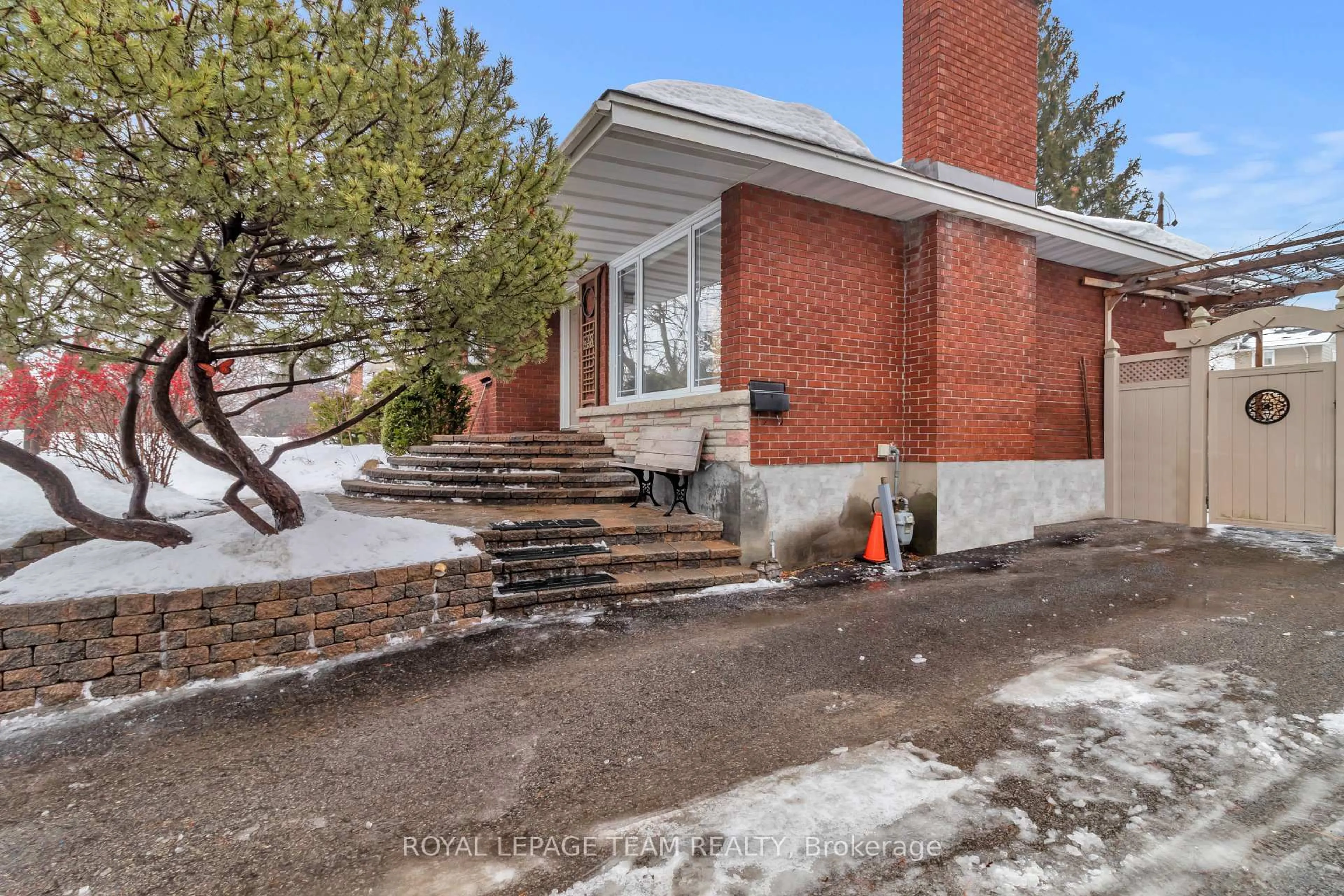 Home with brick exterior material, street for 638 Coronation Ave, Alta Vista and Area Ontario K1G 0M5