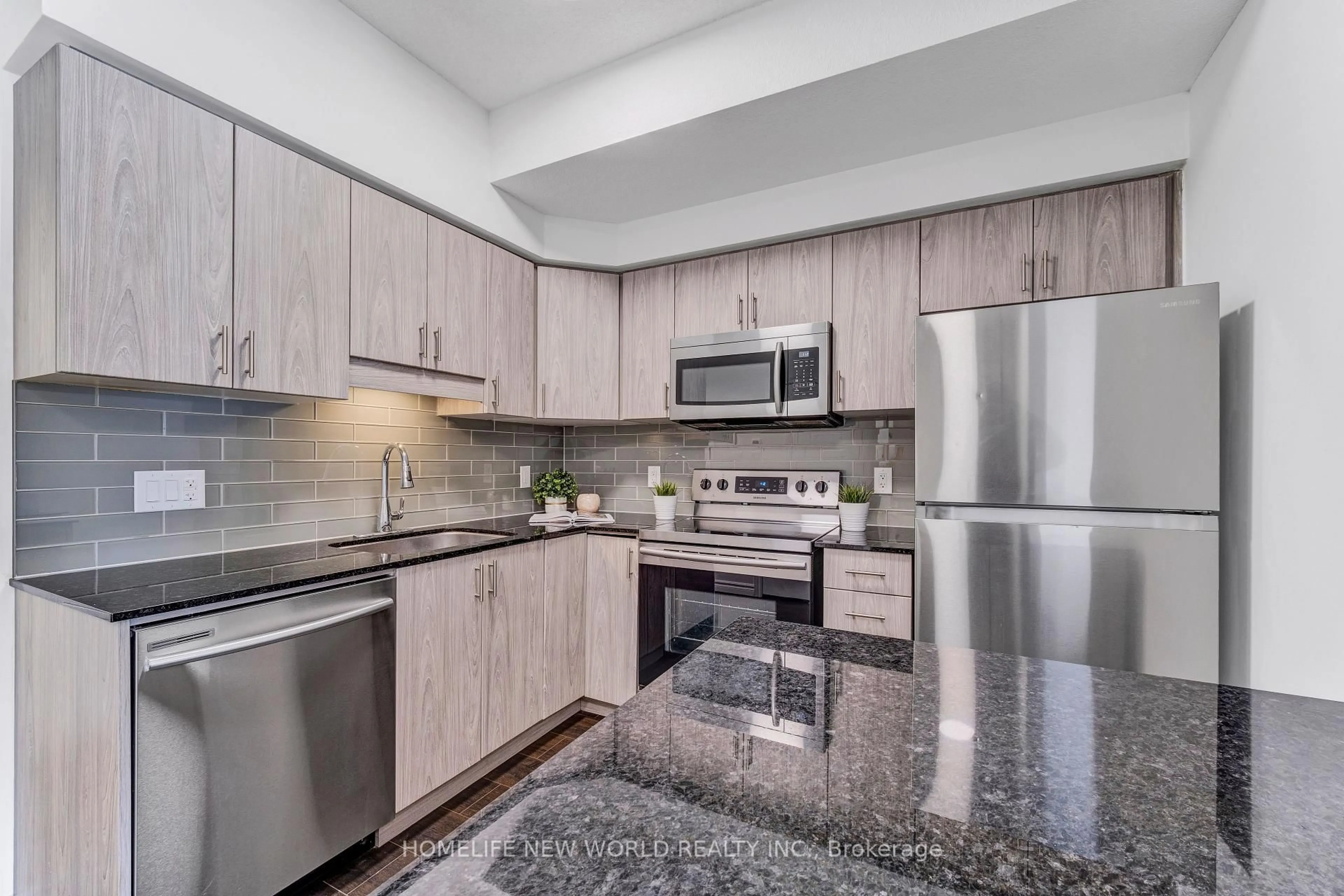 Standard kitchen, ceramic/tile floor for 1430 Highland Rd #36A, Kitchener Ontario N2N 0C3