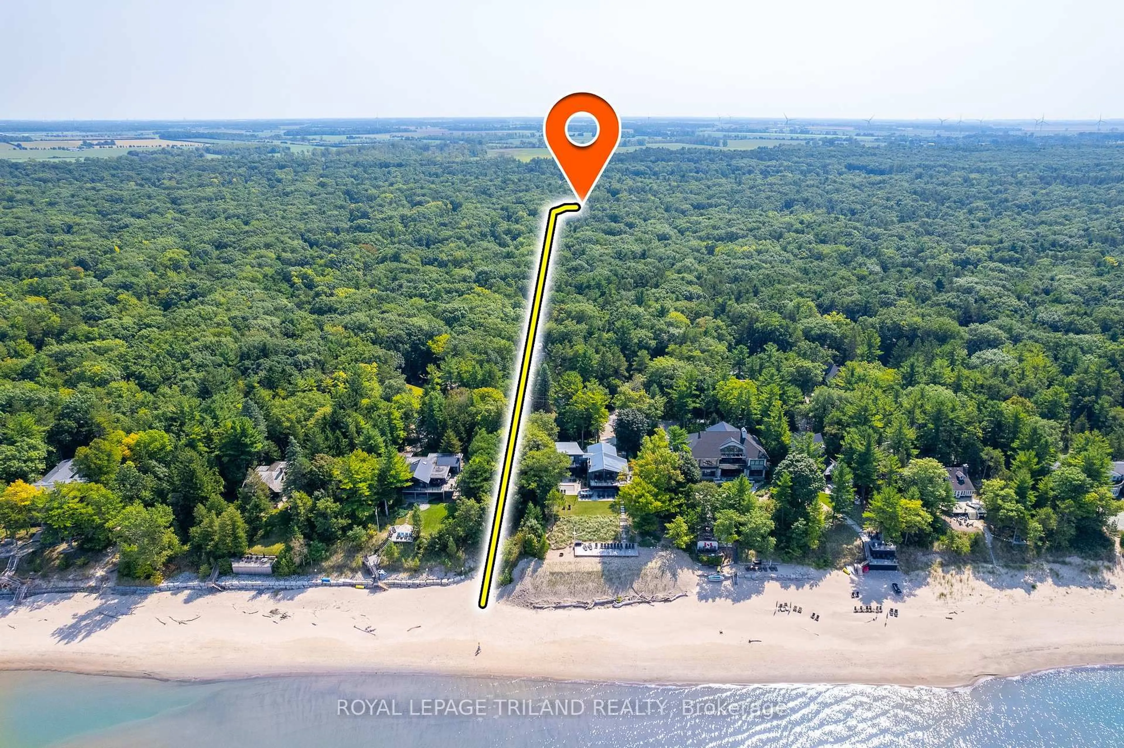 A pic from outside/outdoor area/front of a property/back of a property/a pic from drone, water/lake/river/ocean view for 10461 Huron Wood Dr, Lambton Shores Ontario N0M 1T0