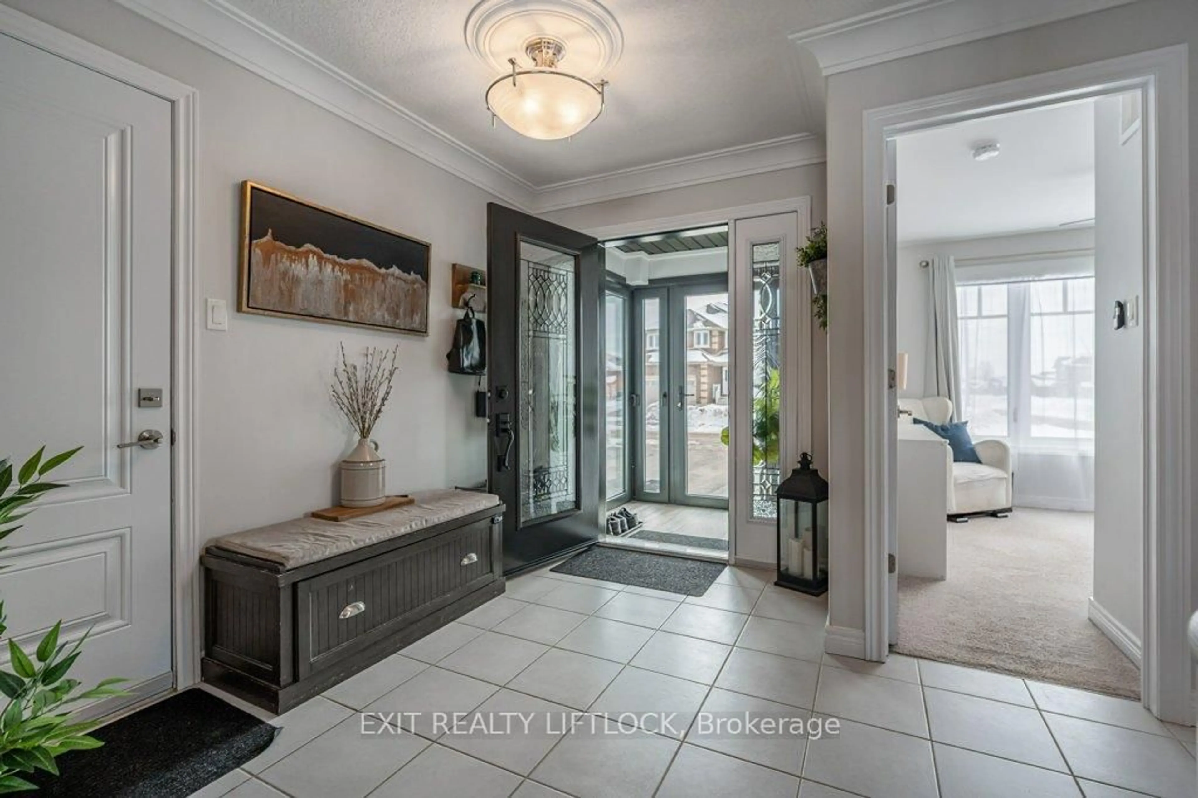 Indoor entryway for 65 Darrell Drain Cres, Asphodel-Norwood Ontario K0L 2V0