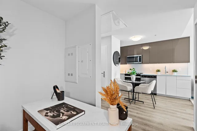 Additional property image - 60 Frederick St