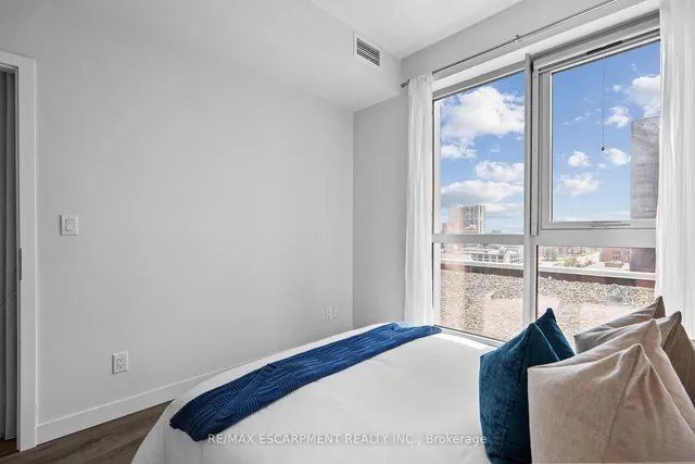 Additional property image - 60 Frederick St