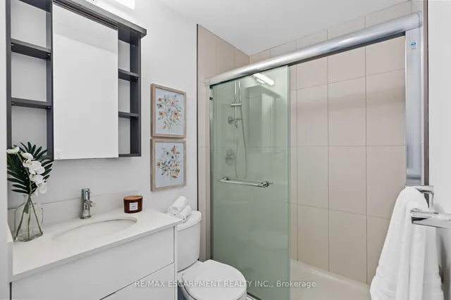Additional property image - 60 Frederick St