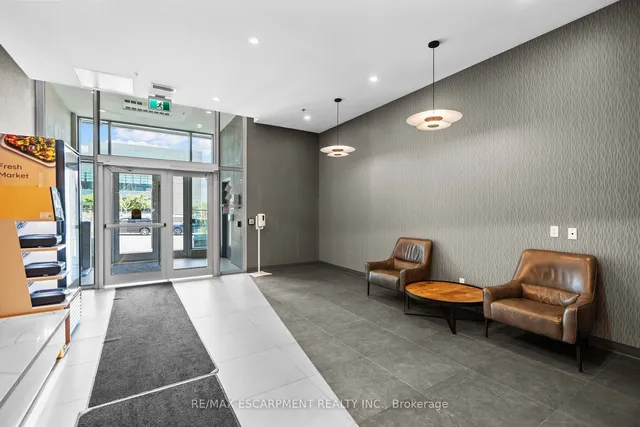 Additional property image - 60 Frederick St
