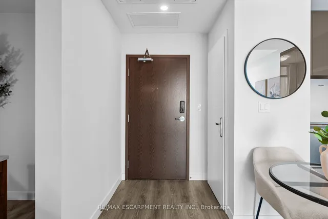 Additional property image - 60 Frederick St