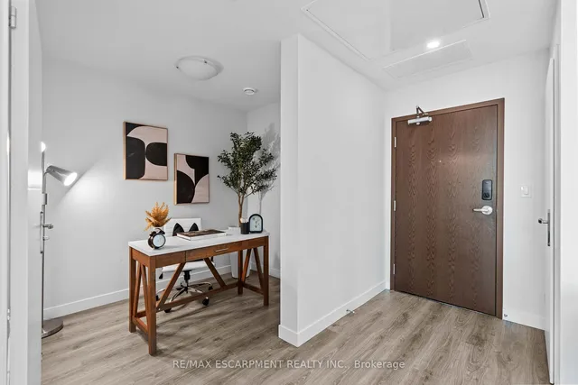 Additional property image - 60 Frederick St