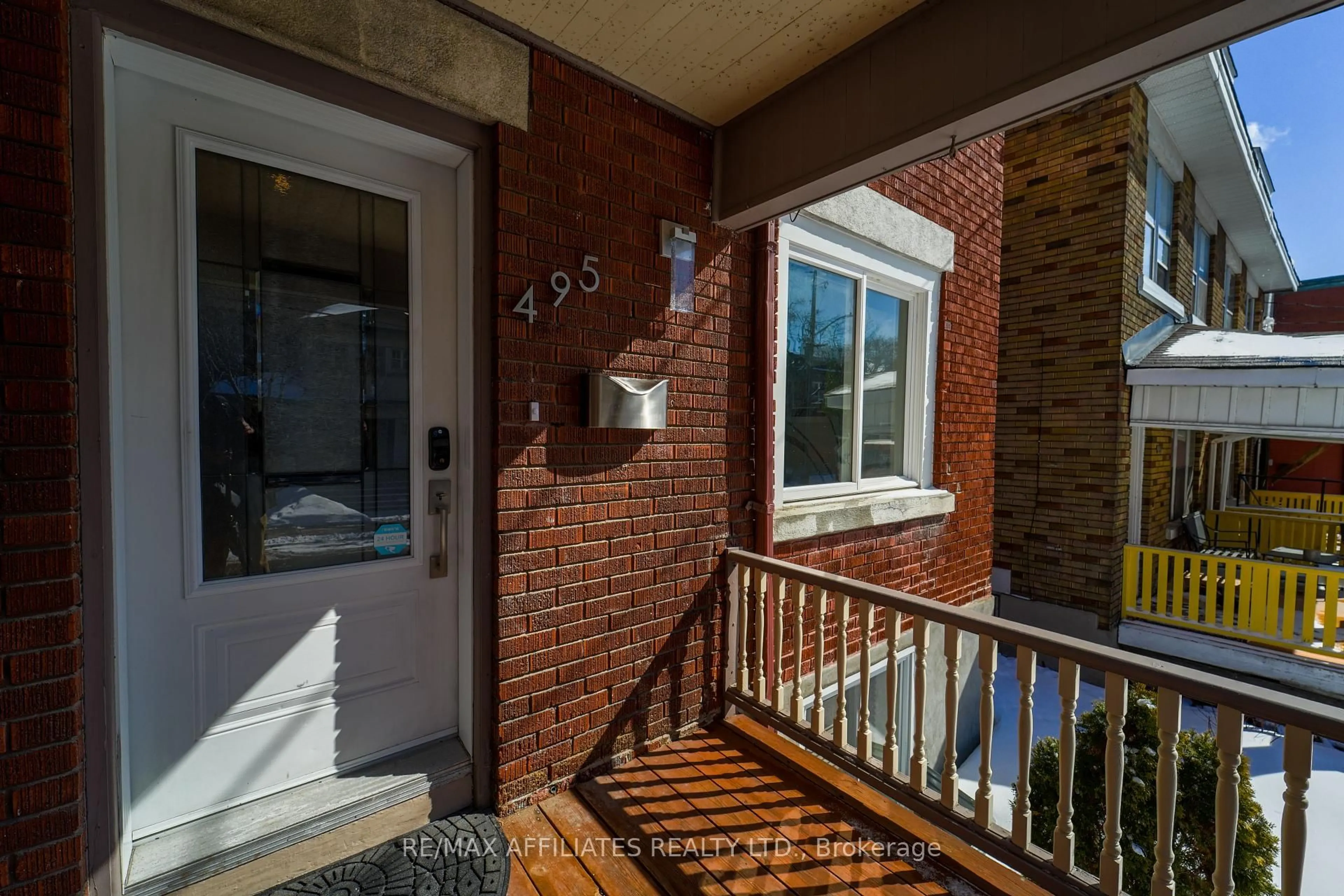 Home with brick exterior material, street for 495 Bay St, Ottawa Centre Ontario K1R 6A9