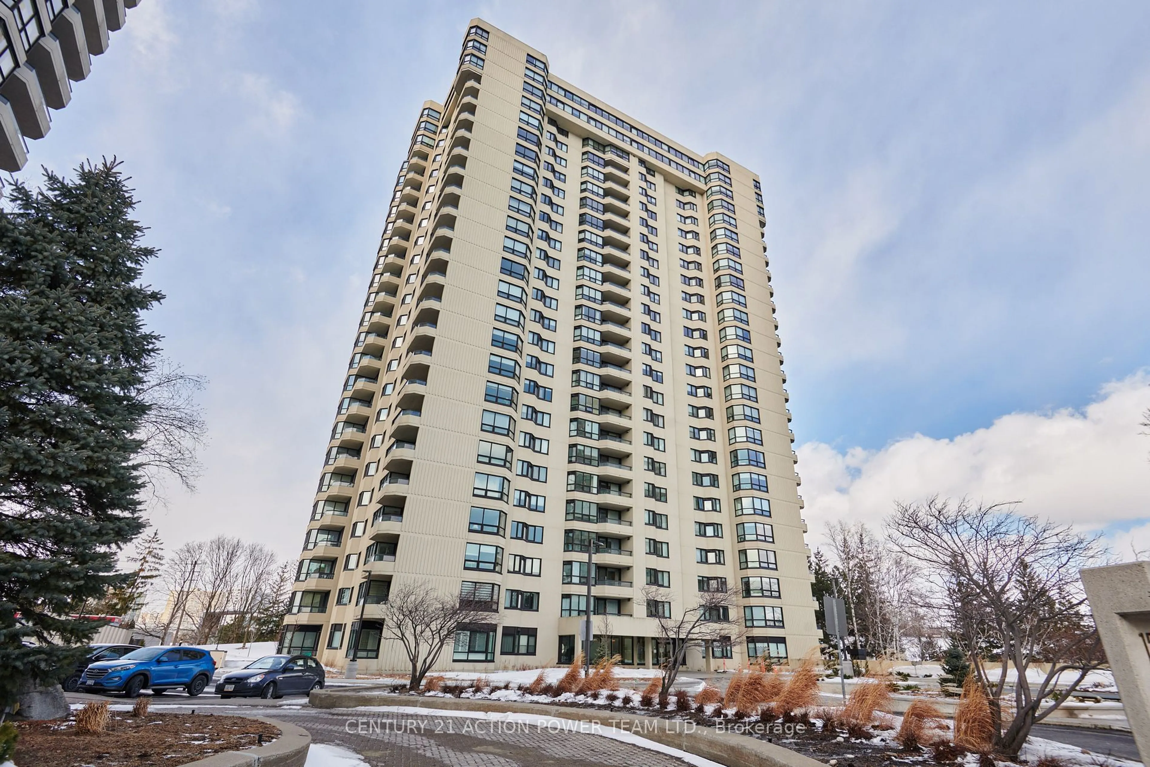 Indoor foyer for 1500 Riverside Dr #1803, Alta Vista and Area Ontario K1G 4J4