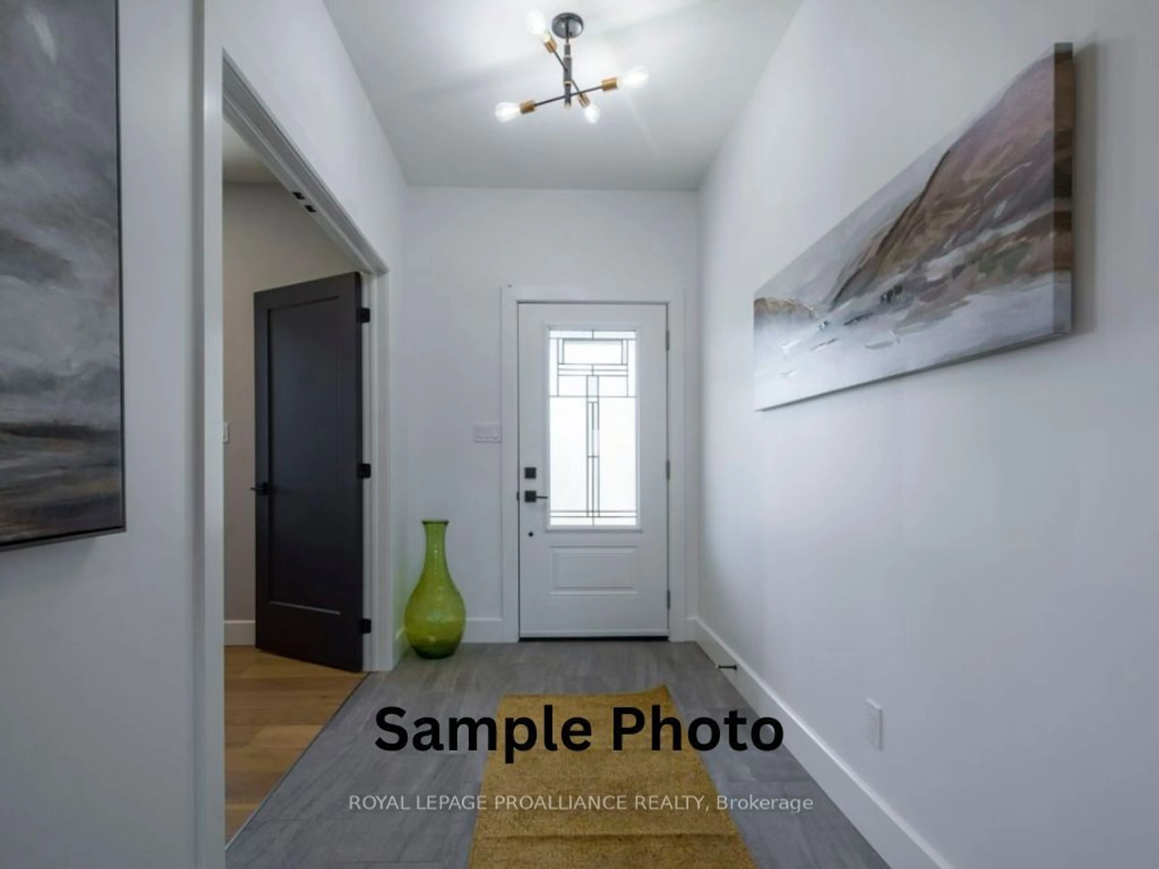 Indoor entryway for 40 Fraser Dr, Quinte West Ontario K0K 1E0