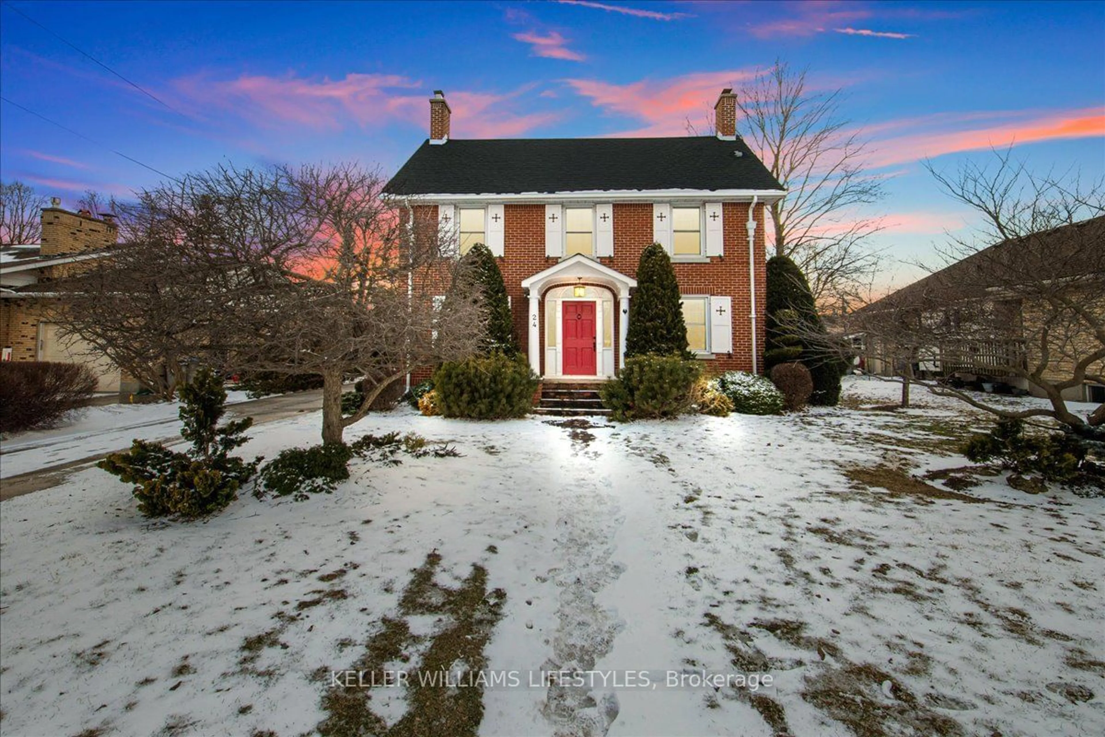 A pic from outside/outdoor area/front of a property/back of a property/a pic from drone, street for 24 Main St, Lambton Shores Ontario N0N 1J0