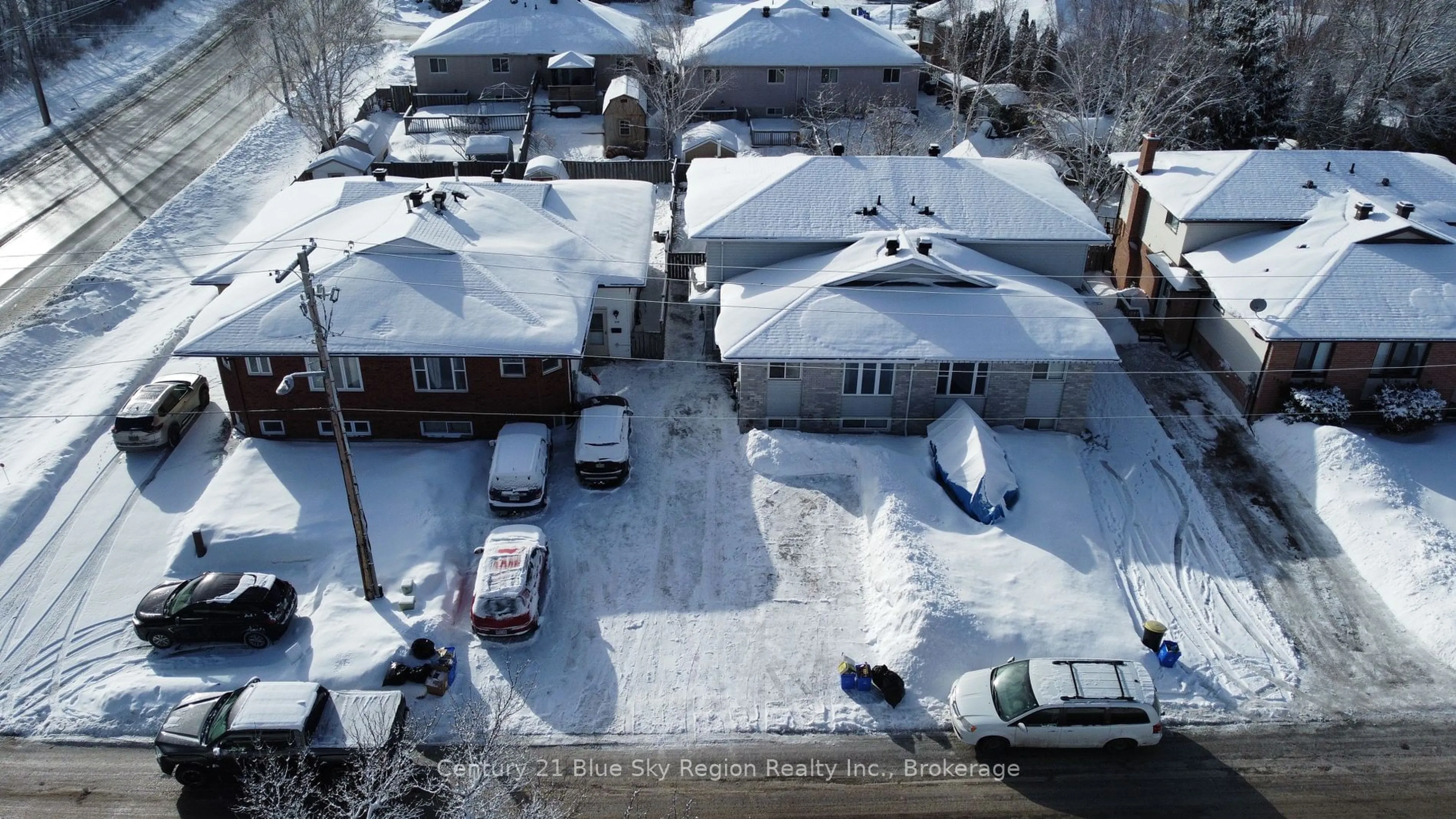 A pic from outside/outdoor area/front of a property/back of a property/a pic from drone, street for 213 Massey Dr, North Bay Ontario P1A 4H2