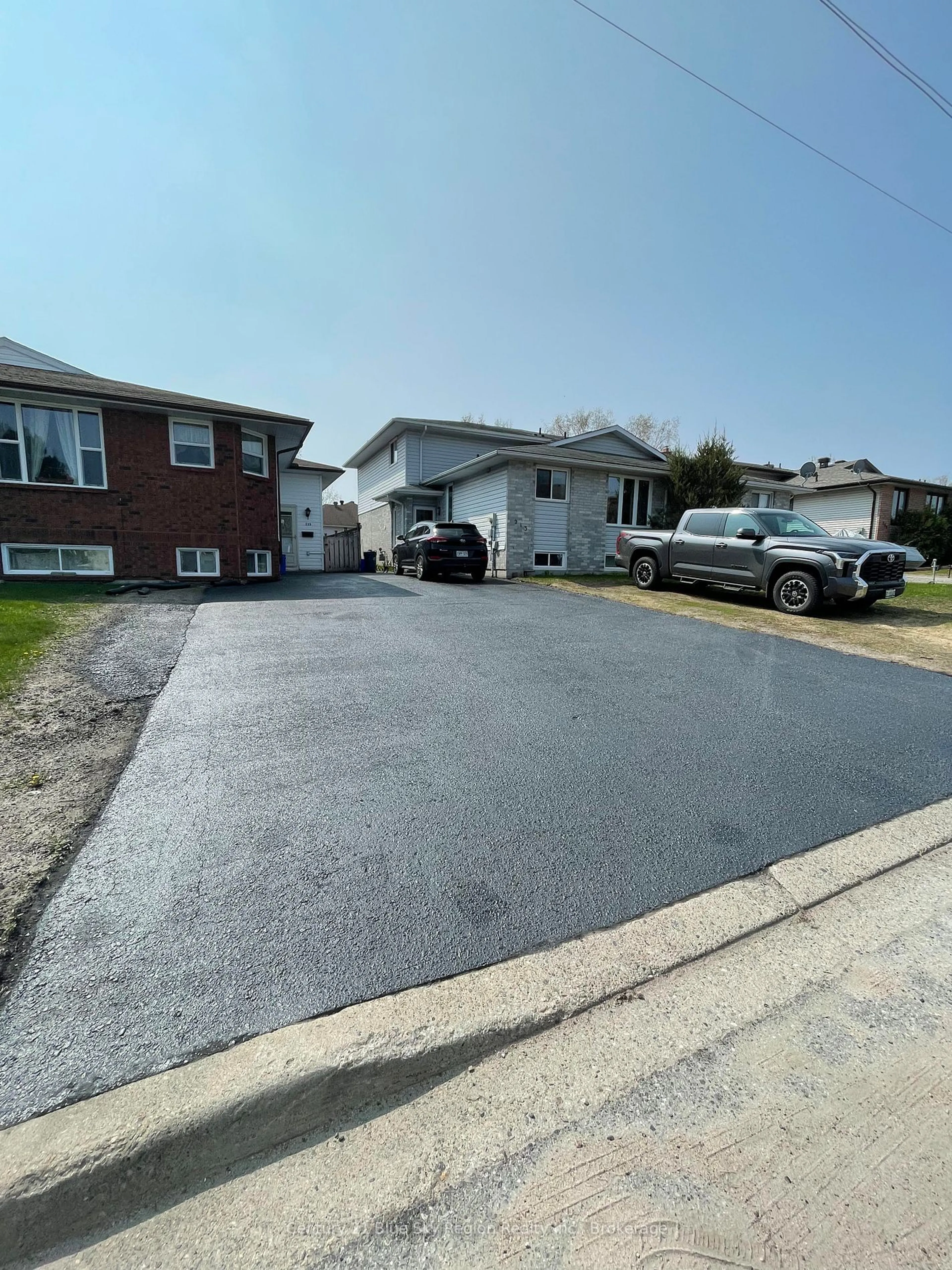 Home with vinyl exterior material, street for 213 Massey Dr, North Bay Ontario P1A 4H2