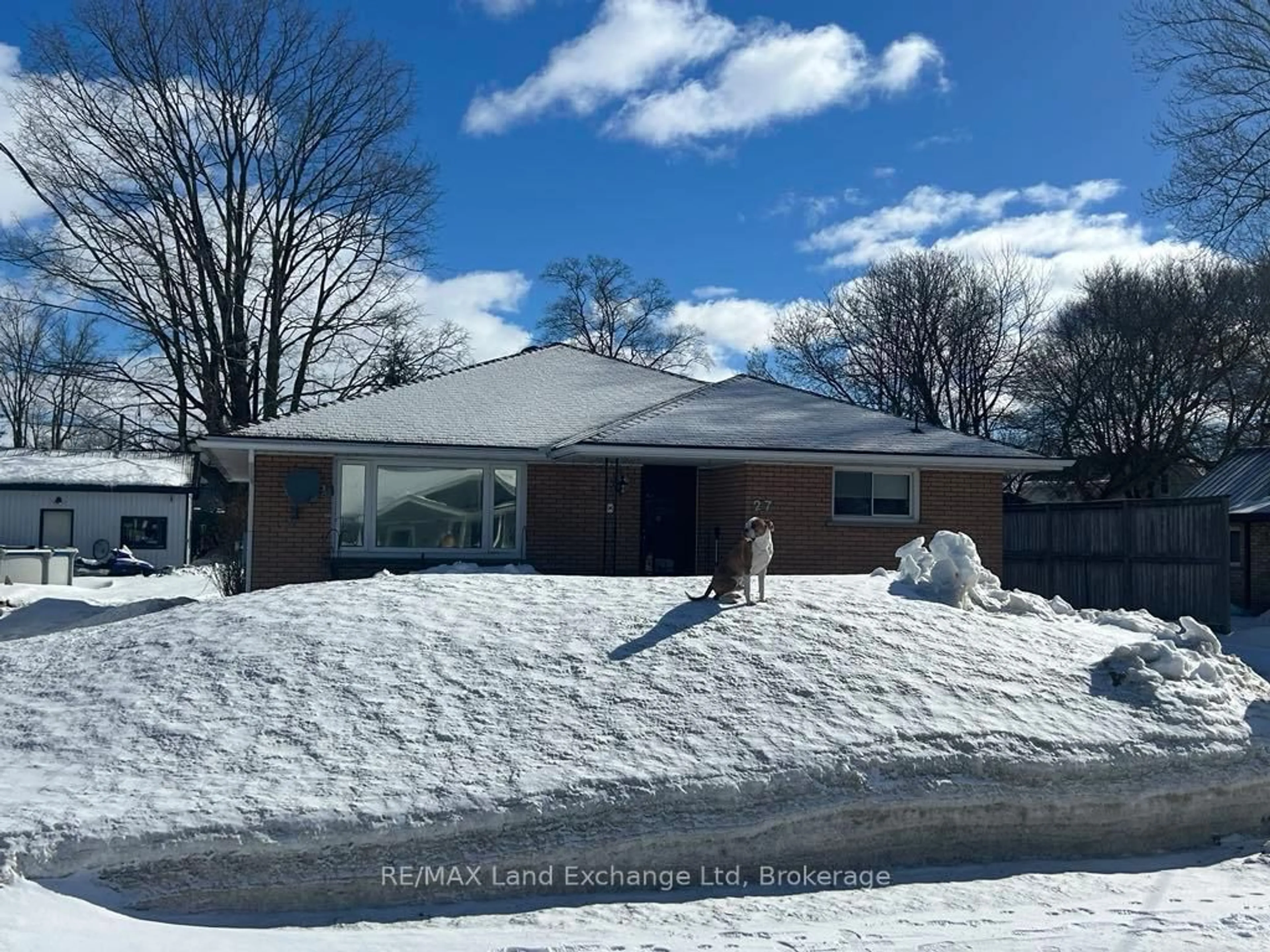 A pic from outside/outdoor area/front of a property/back of a property/a pic from drone, street for 27 Elizabeth St, South Bruce Ontario N0G 2S0