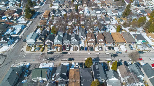 Additional property image - 174 East 24th St