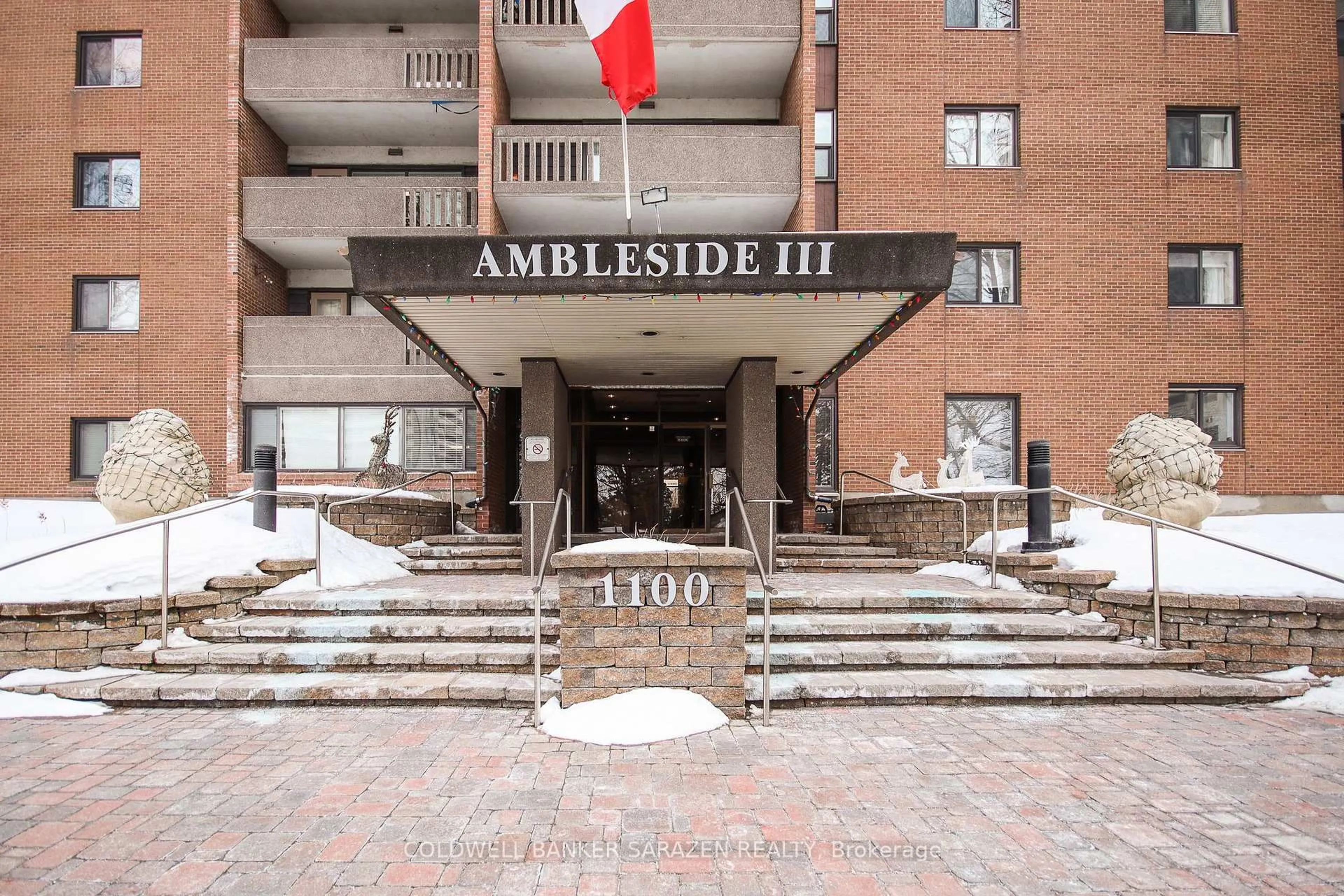 Lobby for 1100 Ambleside Dr #710, Ottawa Ontario K2B 8G6