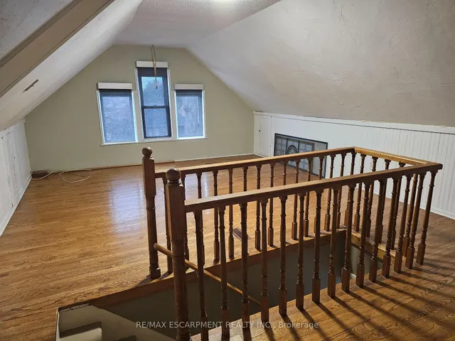 Additional property image - 63 New St