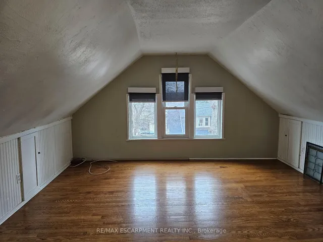Additional property image - 63 New St