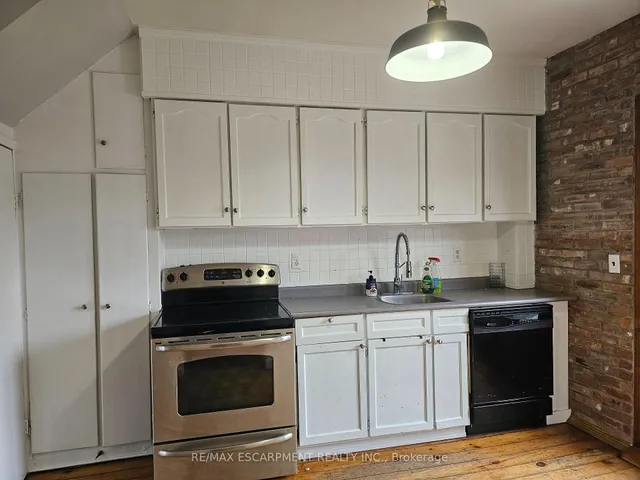 Additional property image - 63 New St