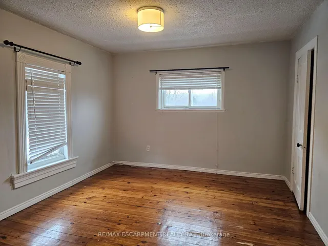 Additional property image - 63 New St
