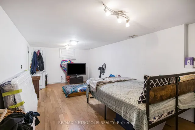 Additional property image - 280 Cranbrook Dr