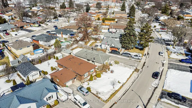 Additional property image - 280 Cranbrook Dr
