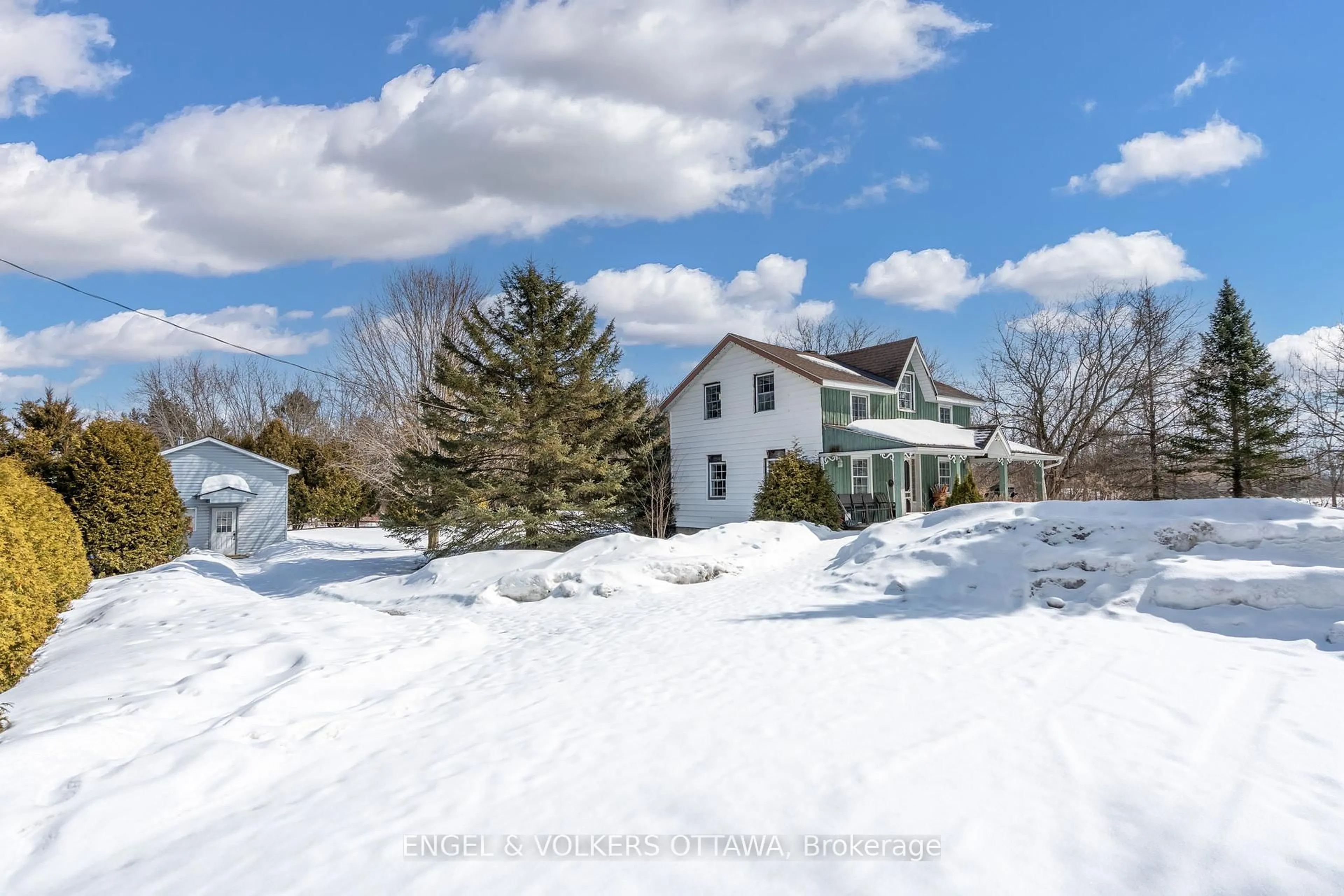 A pic from outside/outdoor area/front of a property/back of a property/a pic from drone, street for 8666 Springhill Rd, Greely - Metcalfe - Osgoode - Vernon and Area Ontario K0A 2P0