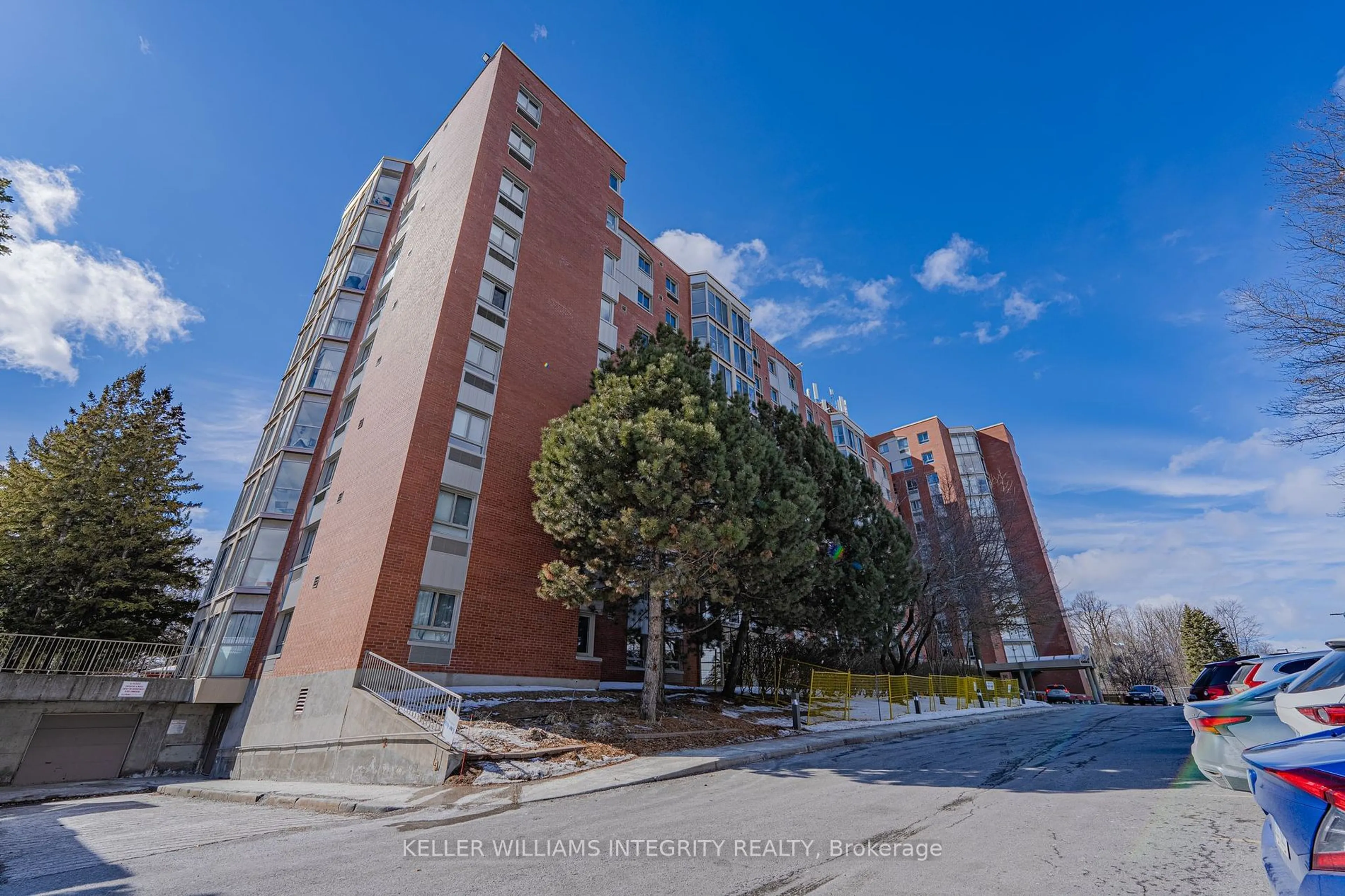 A pic from outside/outdoor area/front of a property/back of a property/a pic from drone, street for 960 TERON Rd #1001, Kanata Ontario K2K 2B6