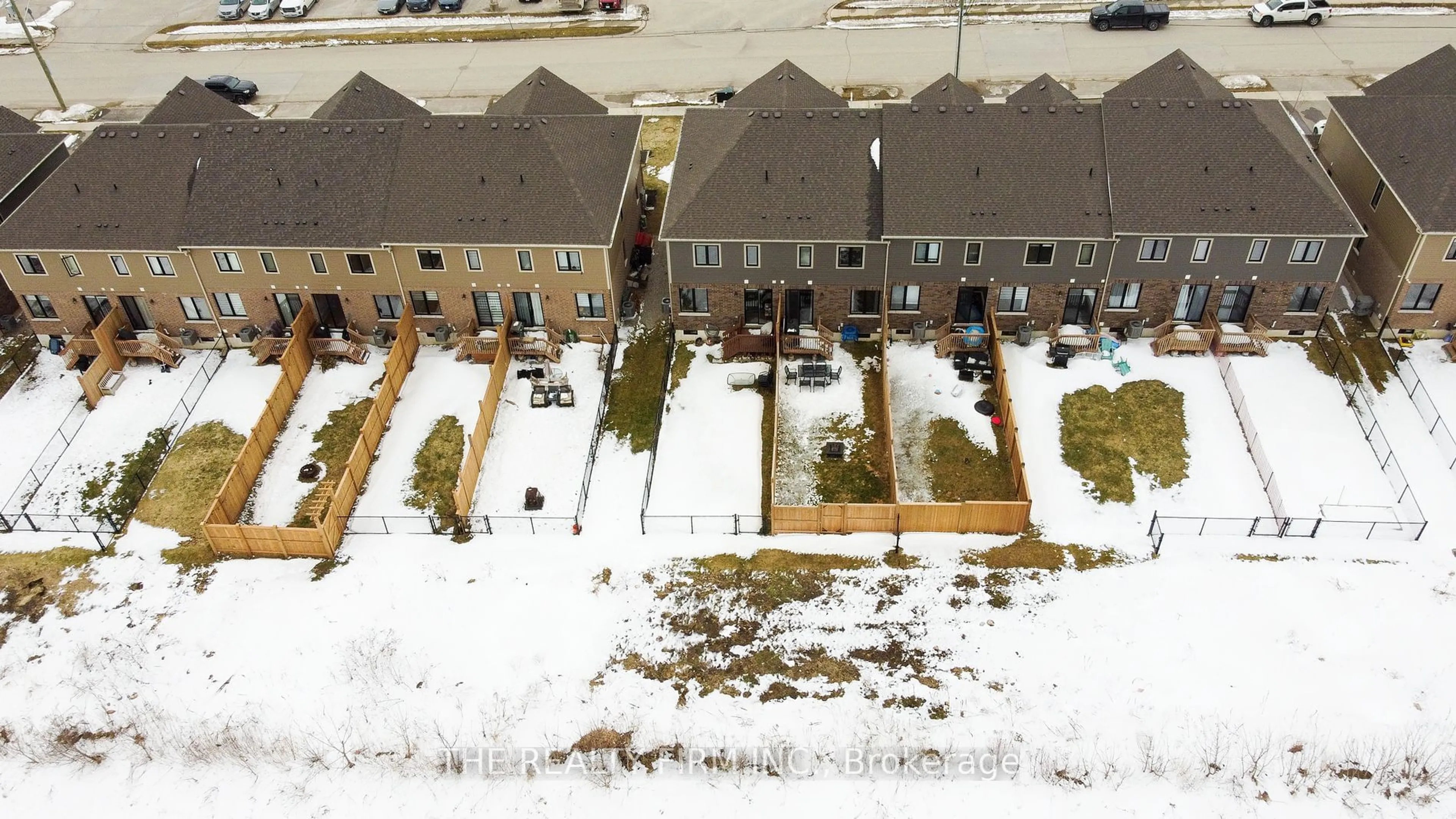 A pic from outside/outdoor area/front of a property/back of a property/a pic from drone, street for 78 Middleton St, Zorra Ontario N0M 2M0